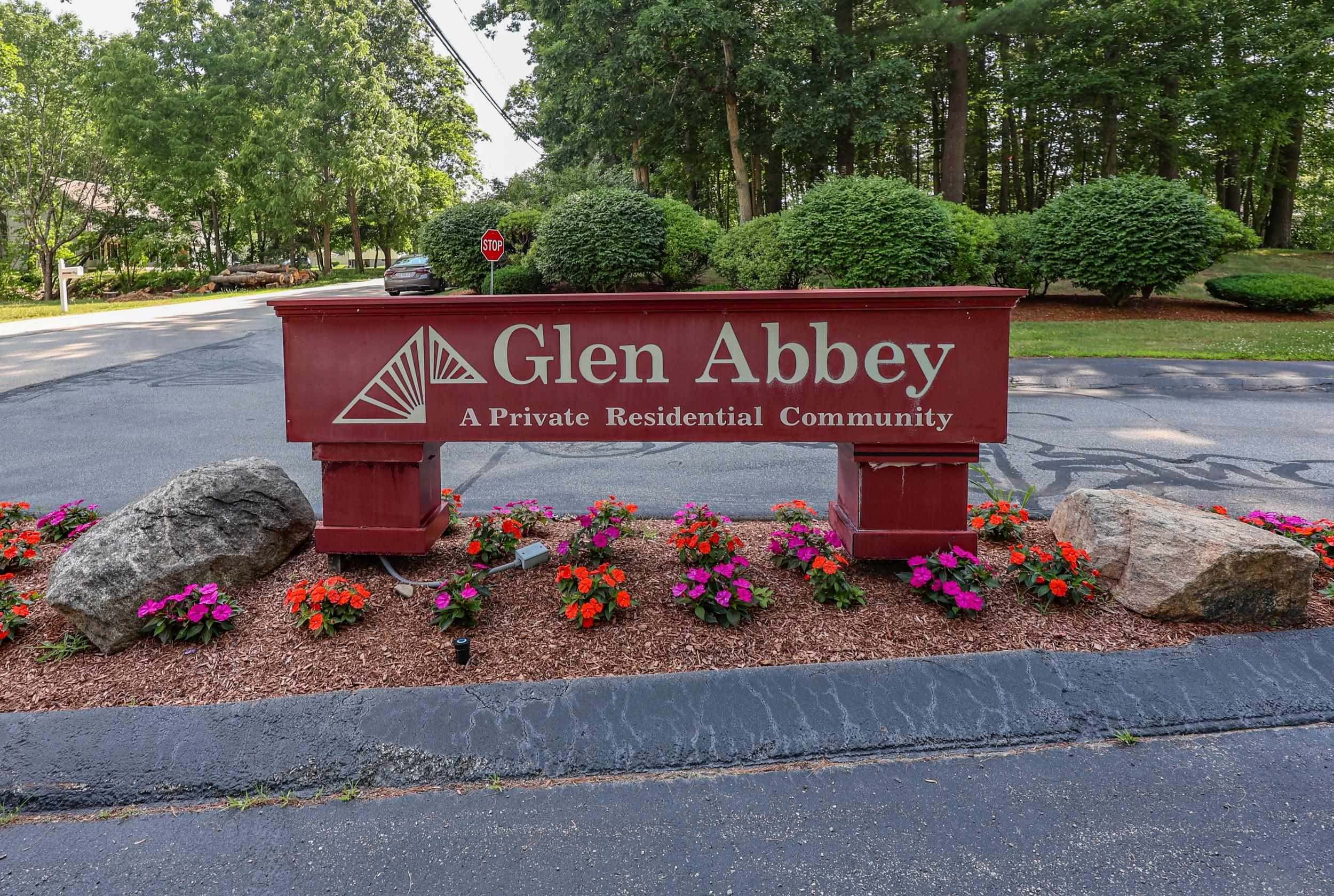 38 Dorchester Way #136, Nashua, NH 03064