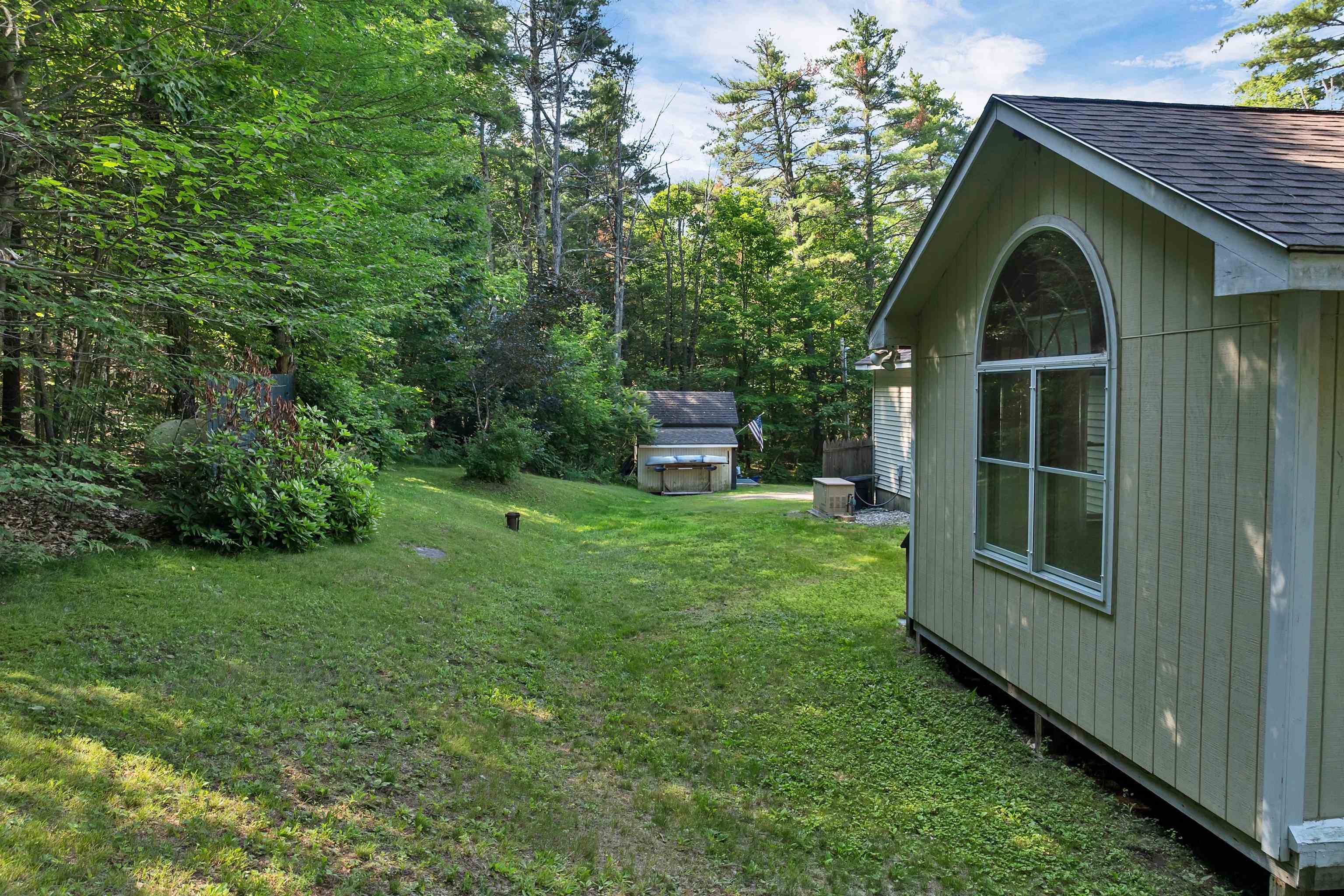 126 Pease Rd, Meredith, NH 03253