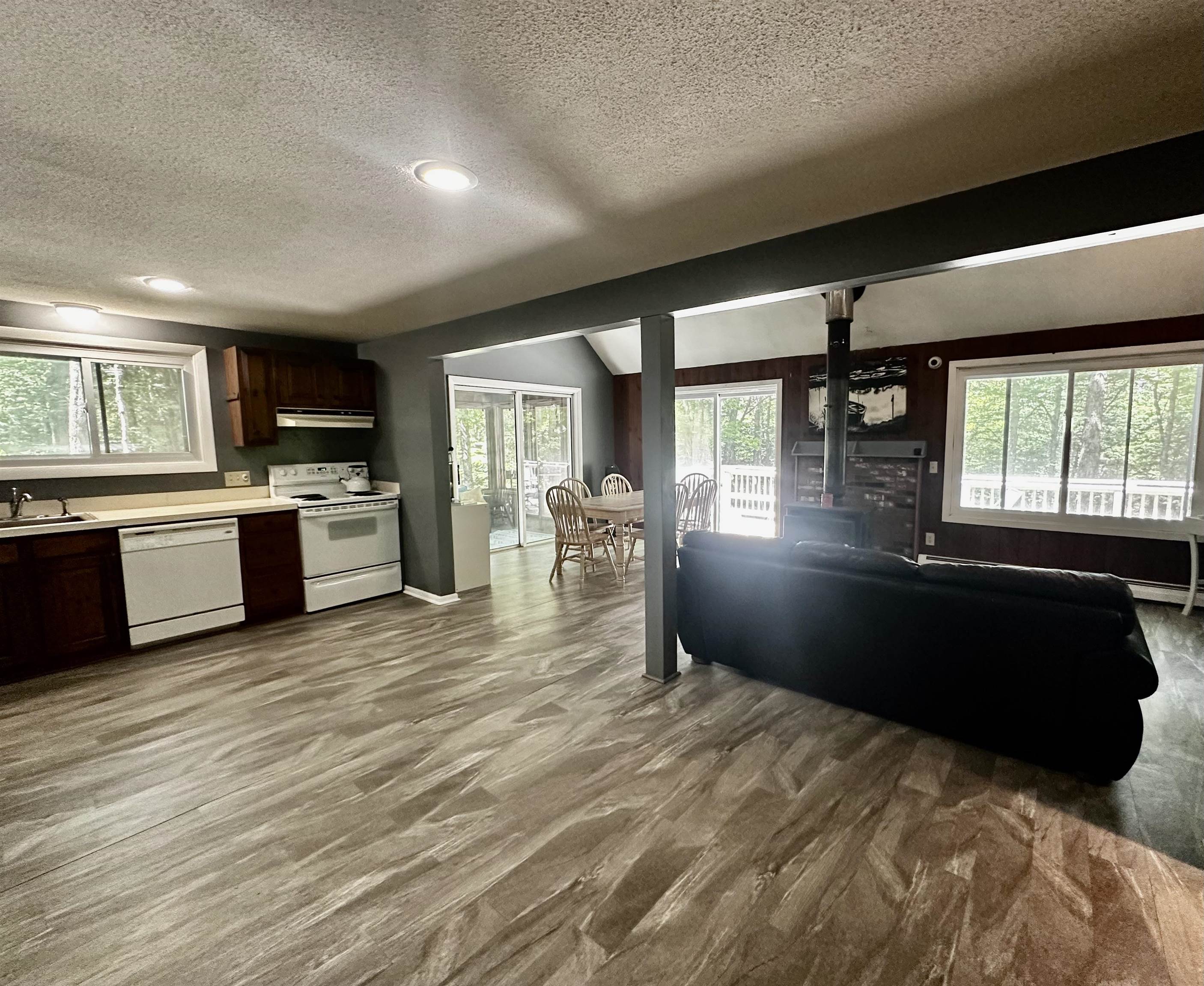 9 Crestbrook Pl, Springfield, NH 03284