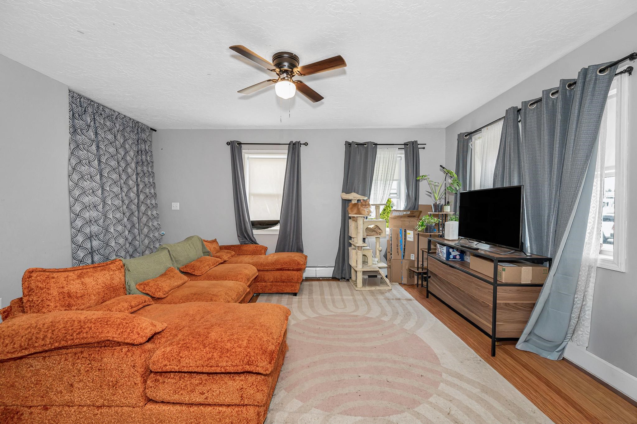 38 Hall St, Concord, NH 03301