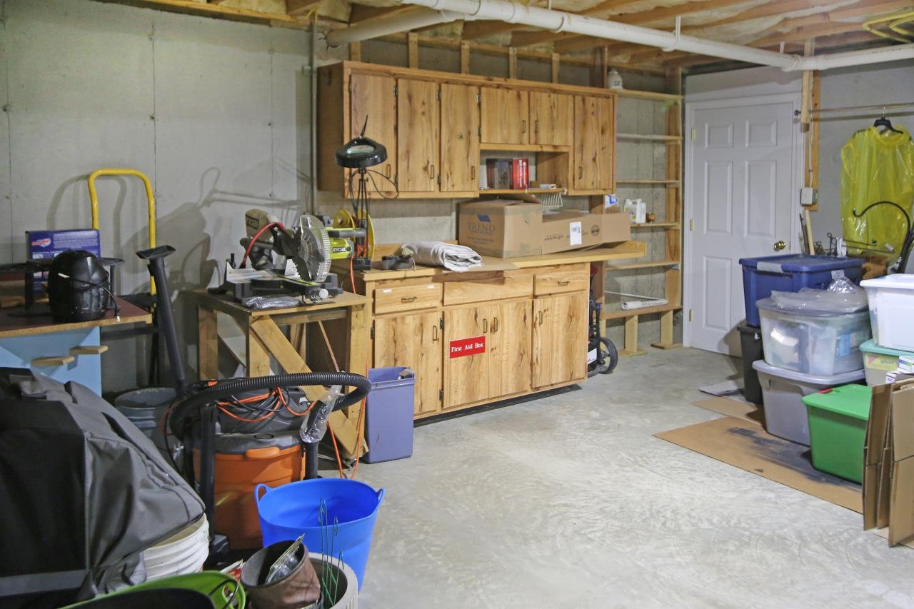 8 Royal Ln #22, Raymond, NH 03077
