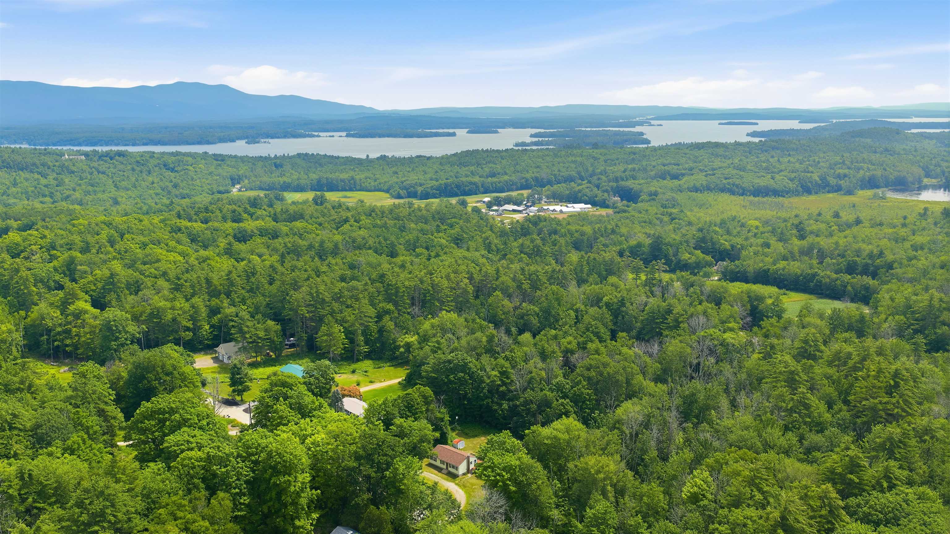 39 Old Center Harbor Rd, Meredith, NH 03253