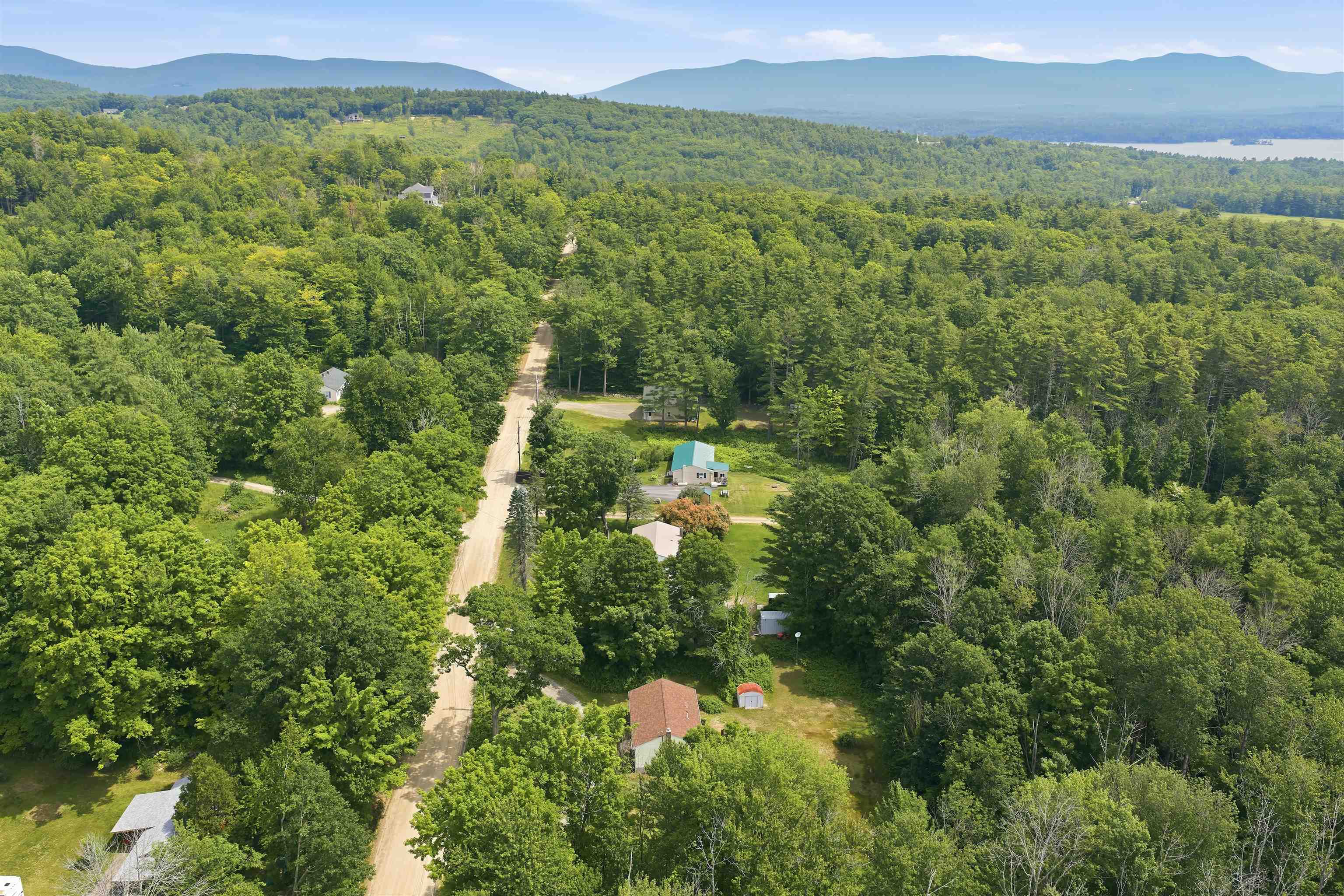 39 Old Center Harbor Rd, Meredith, NH 03253