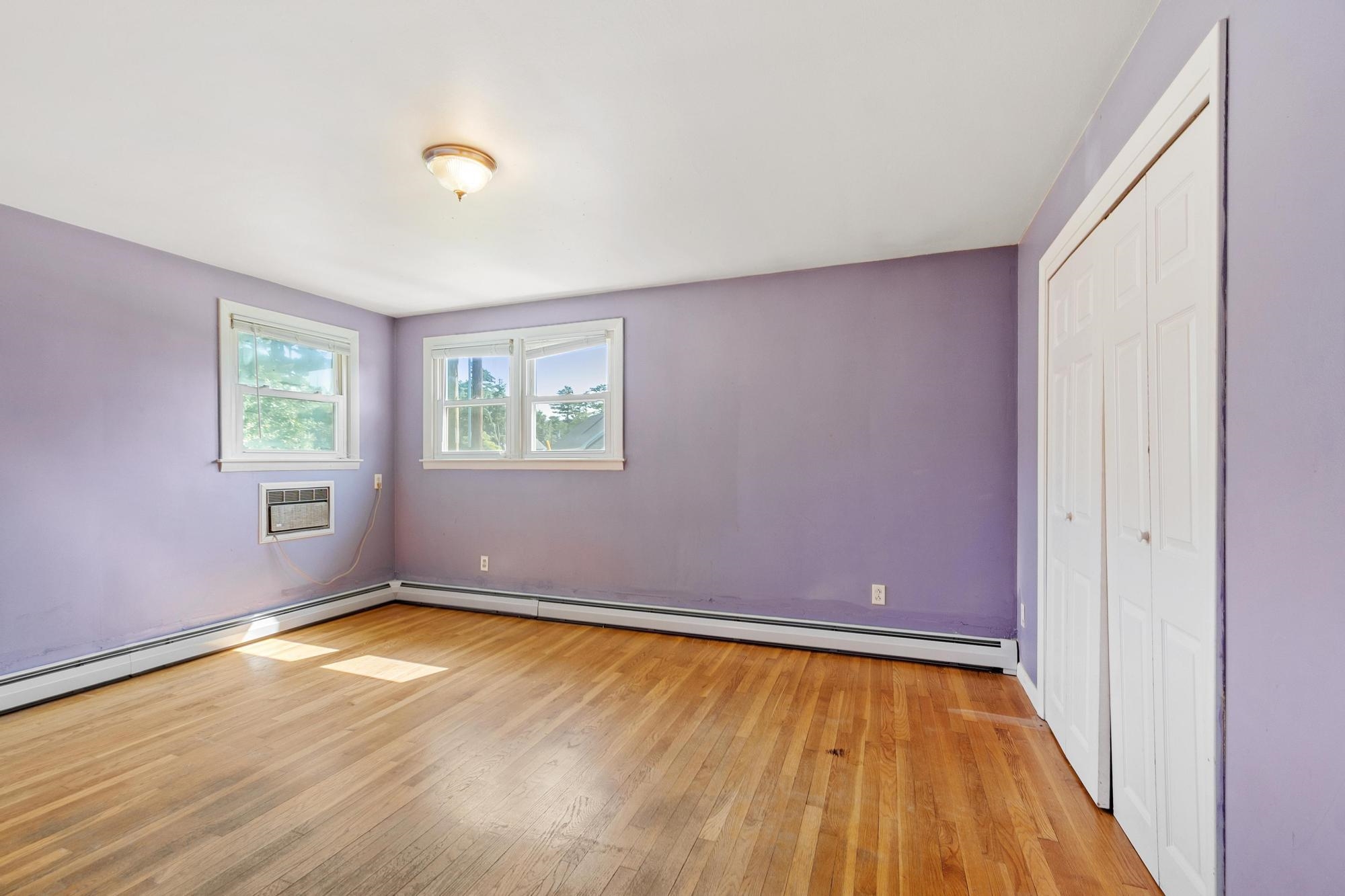 7 Mack St, Bedford, NH 03110
