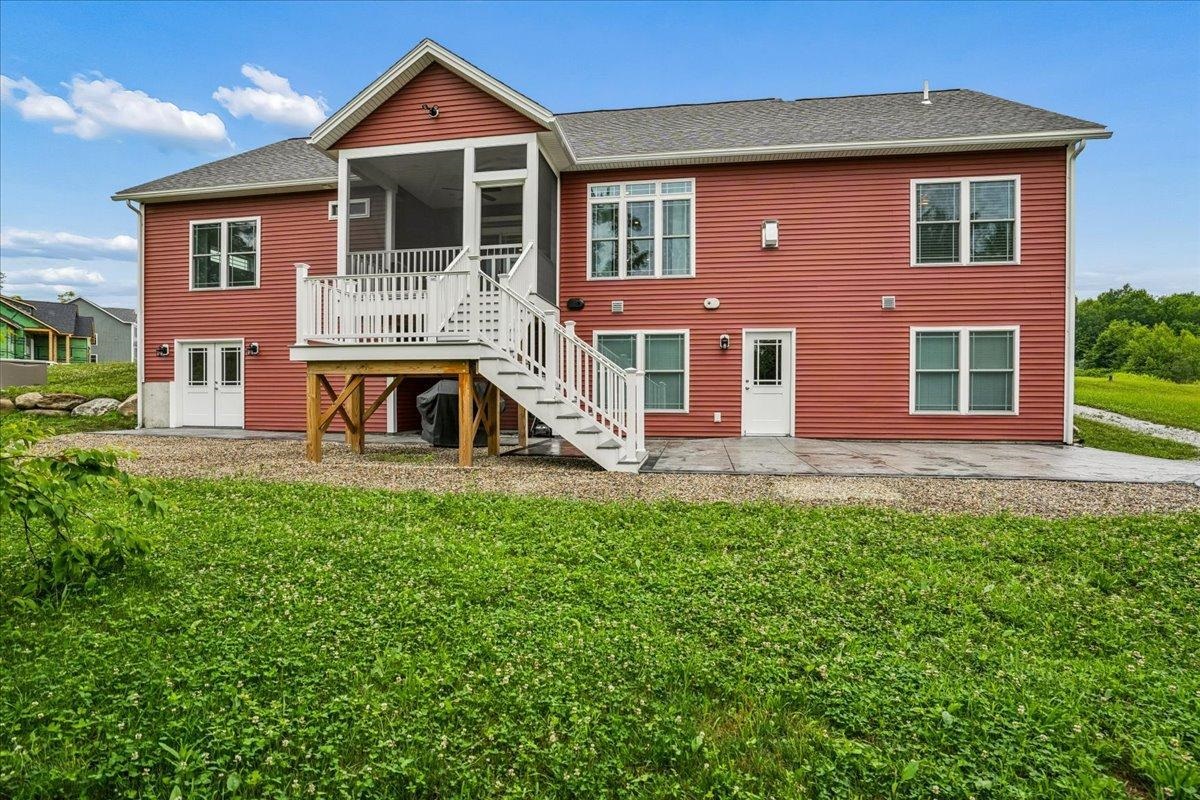 431 Grady Ln, Pembroke, NH 03275