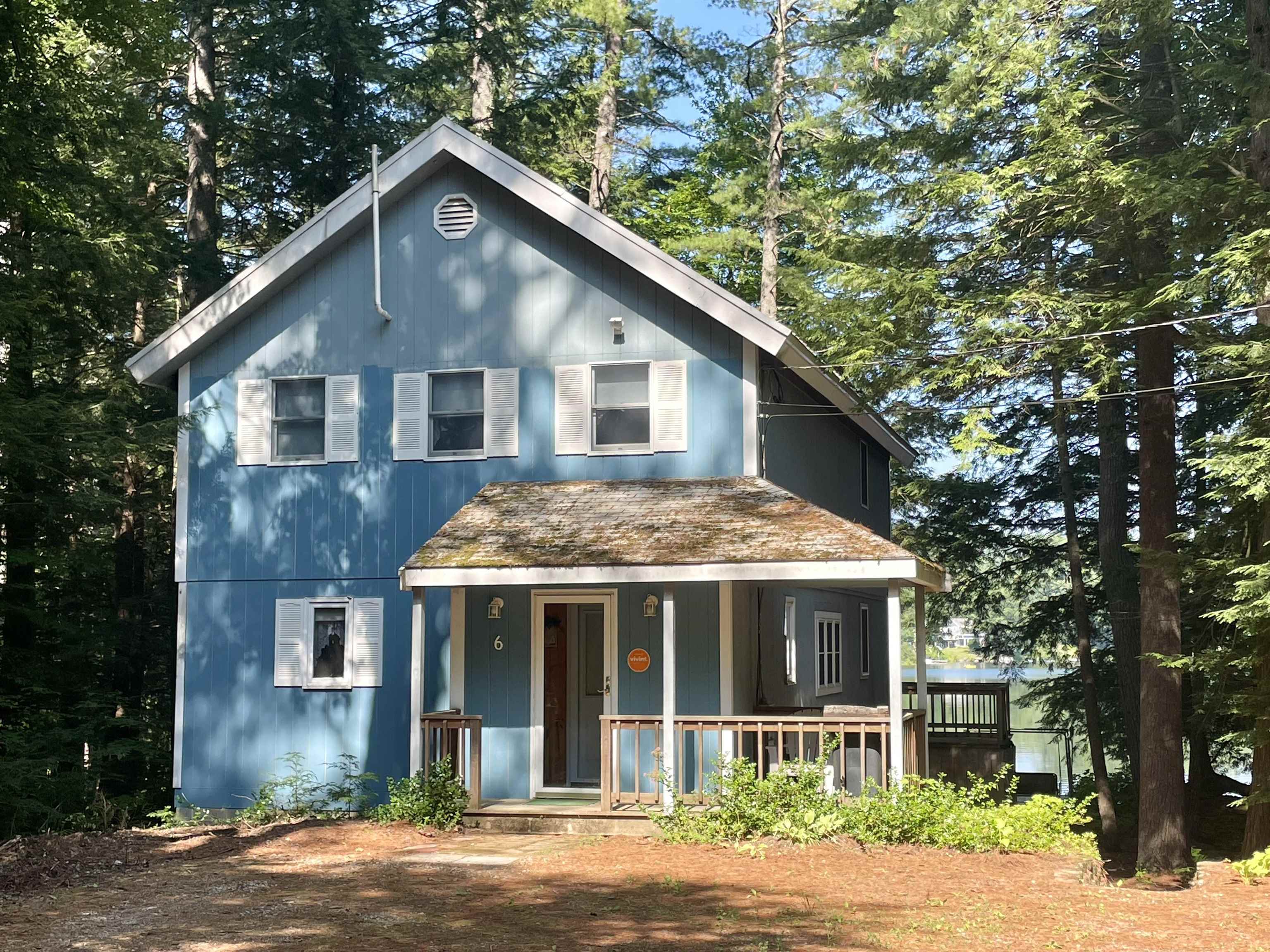 6 Lake Shore Ter, Hillsborough, NH 03244