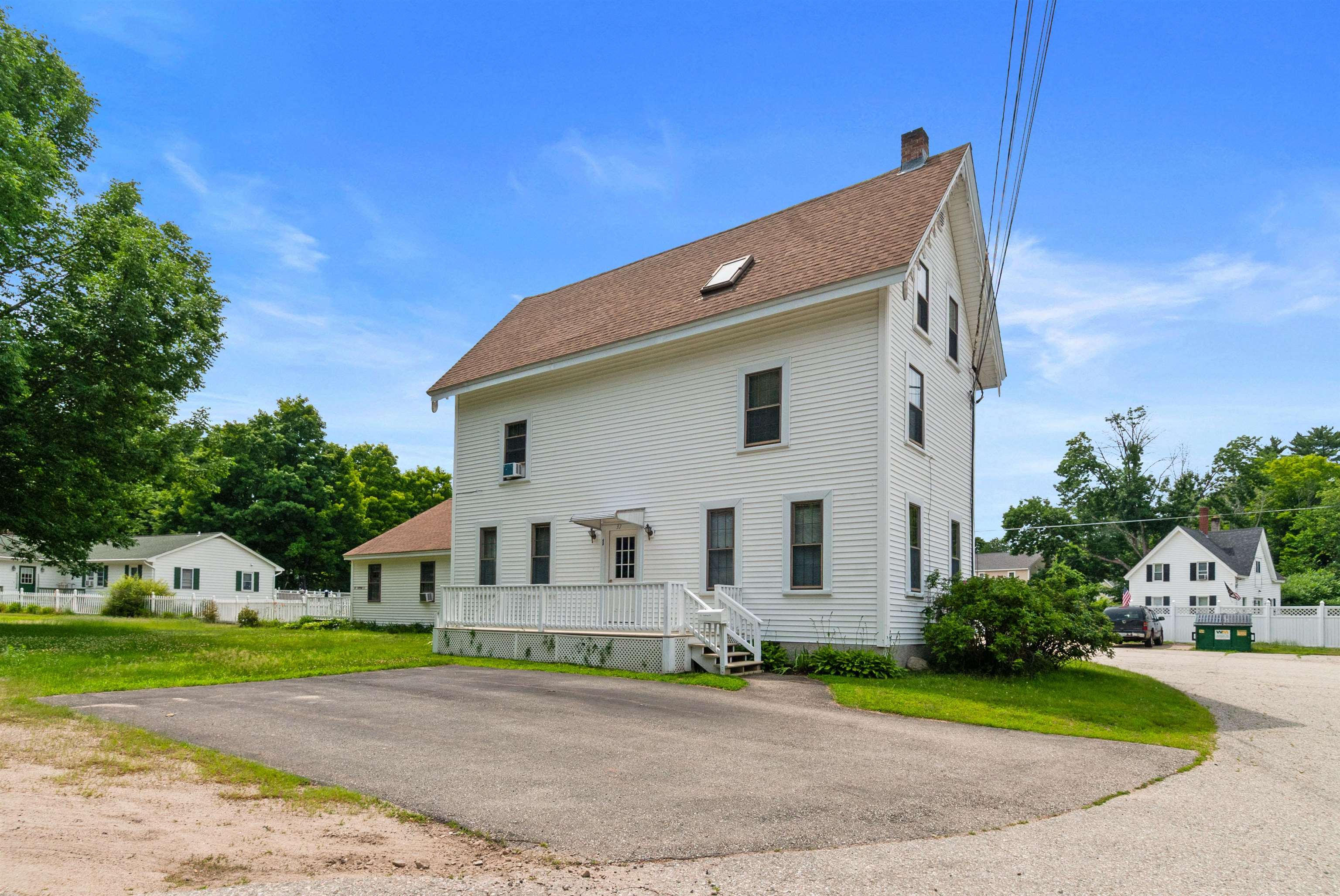 37 Tappan St, Farmington, NH 03835