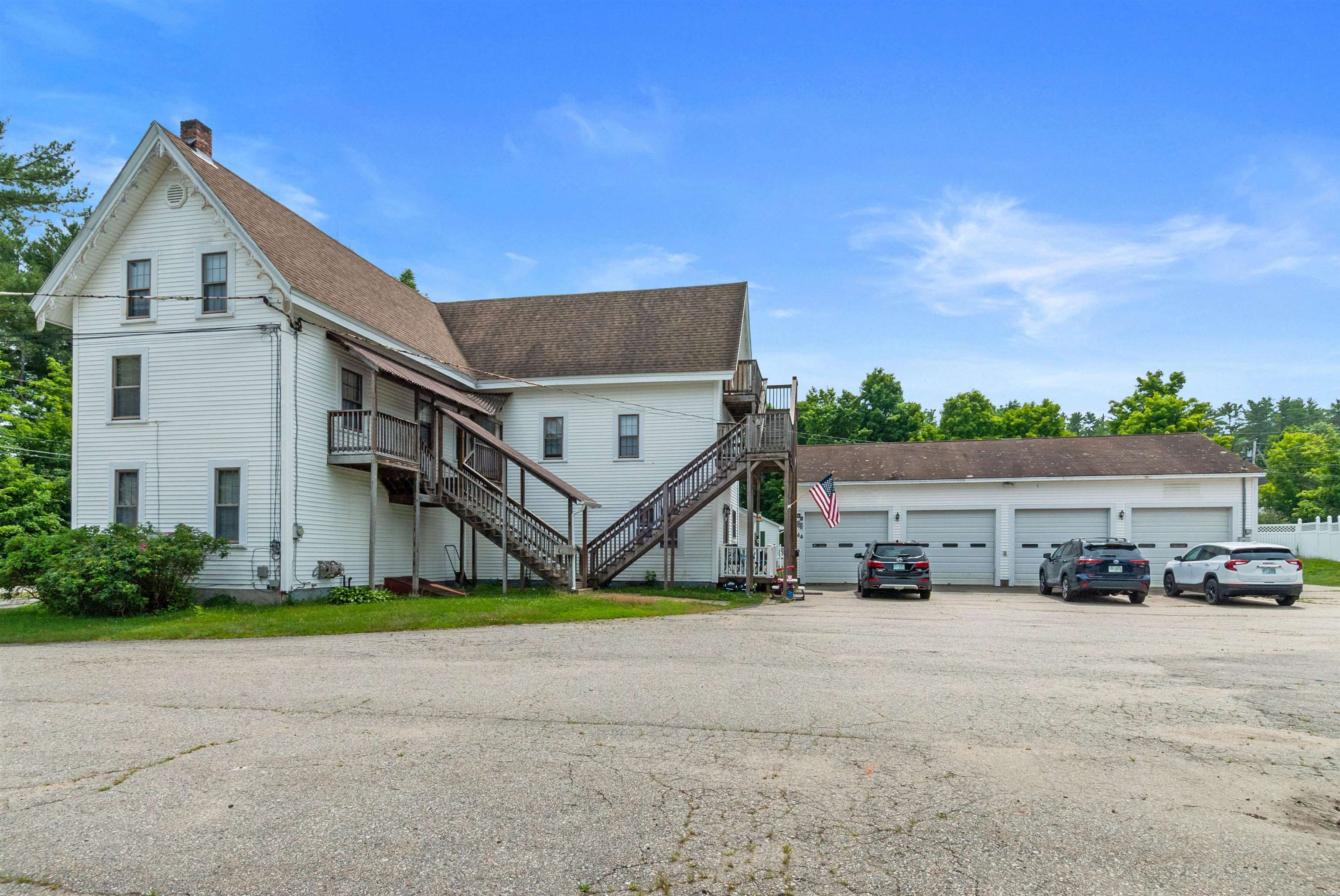 37 Tappan St, Farmington, NH 03835