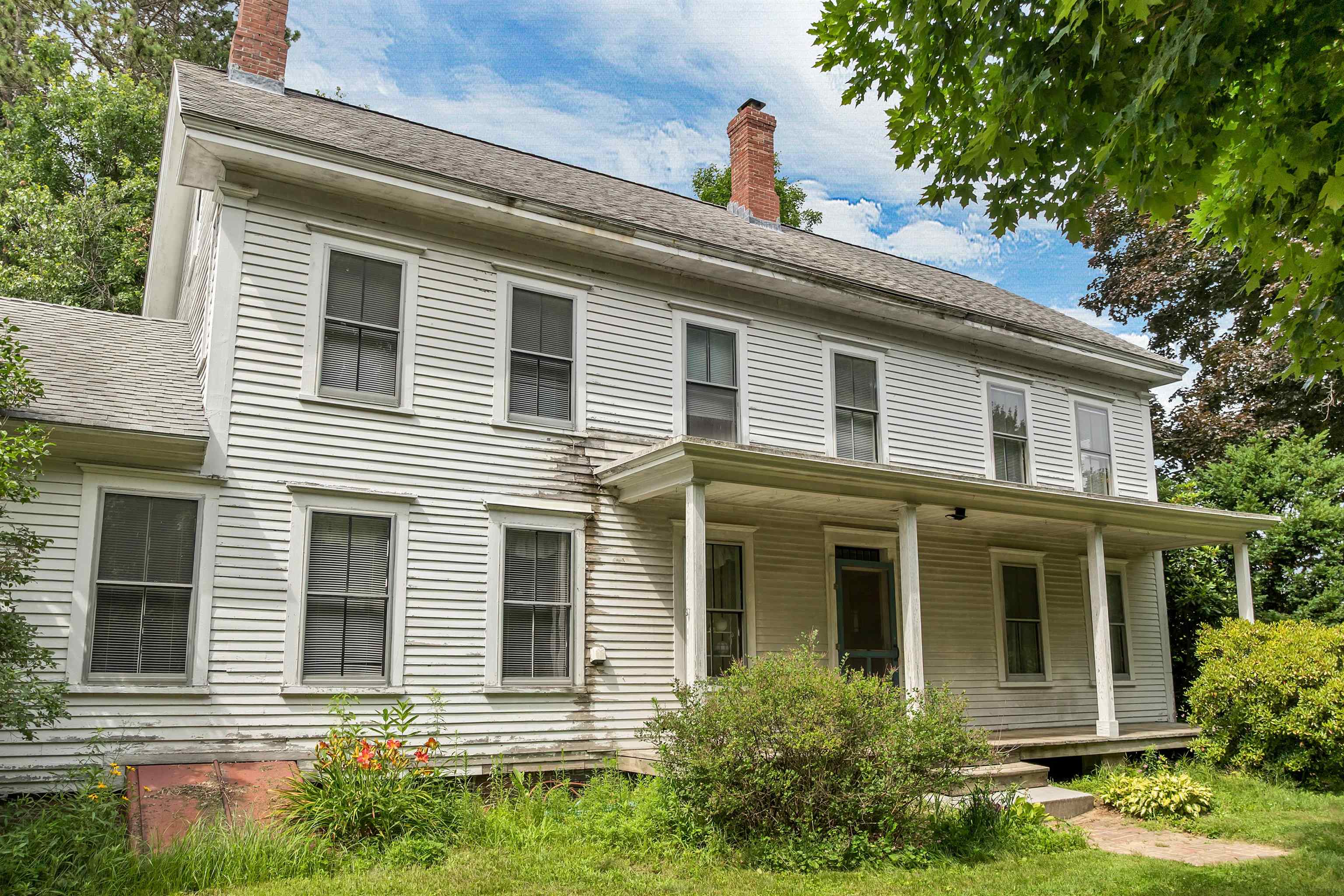 382 Charles Bancroft Hw, Litchfield, NH 03052