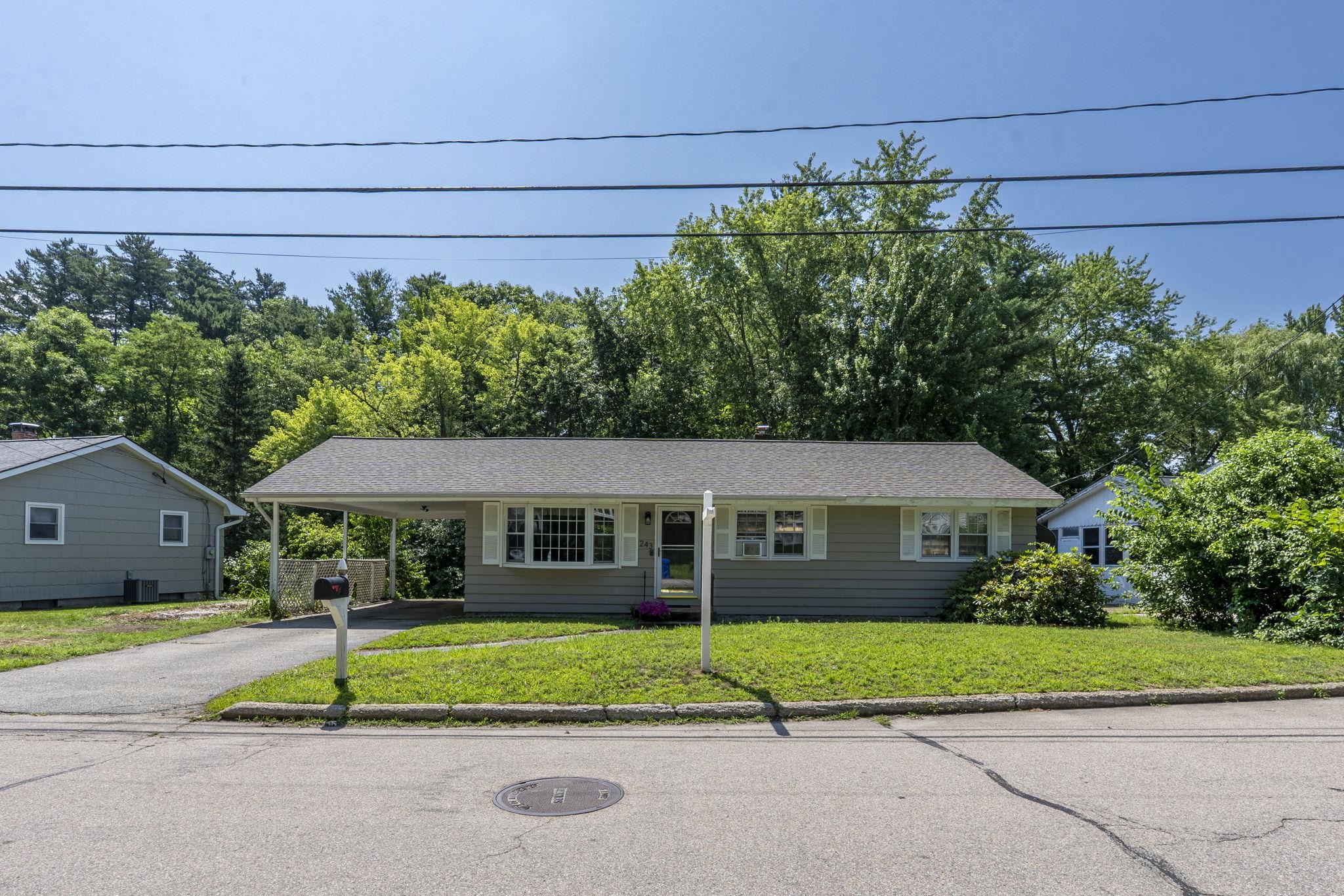 243 Gabrielle St, Manchester, NH 03103