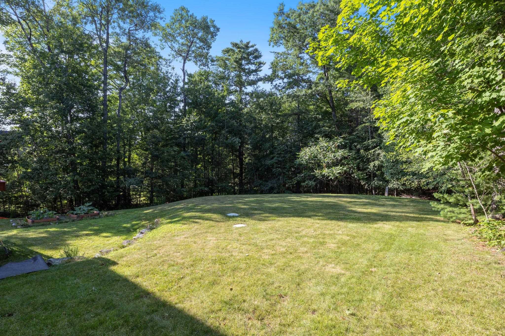98 Ridgecrest Dr, Greenland, NH 03840
