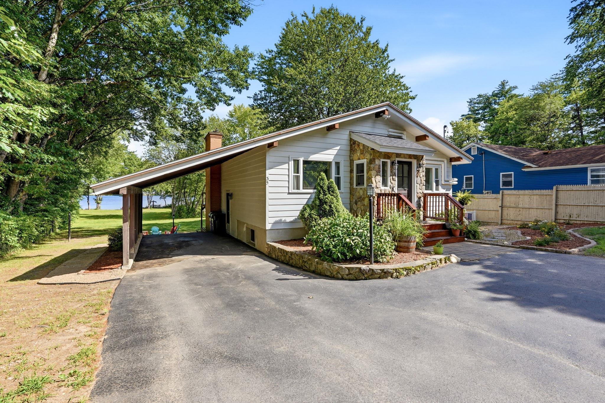 35 Cove St, Goffstown, NH 03045