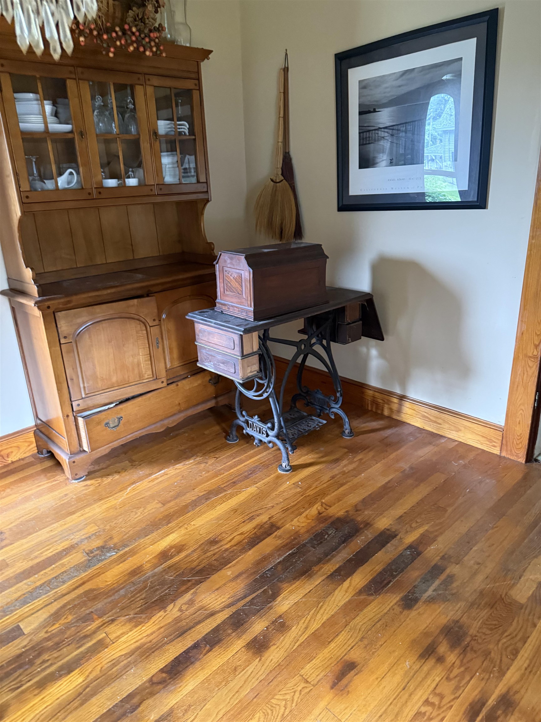 5 Moulton St, Raymond, NH 03077