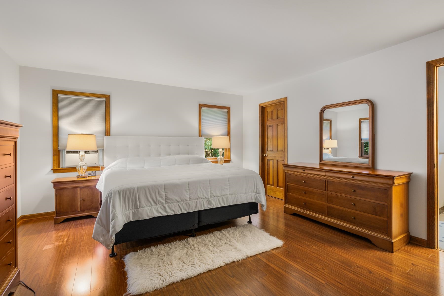 7 Bartlett Rd, Stratham, NH 03885