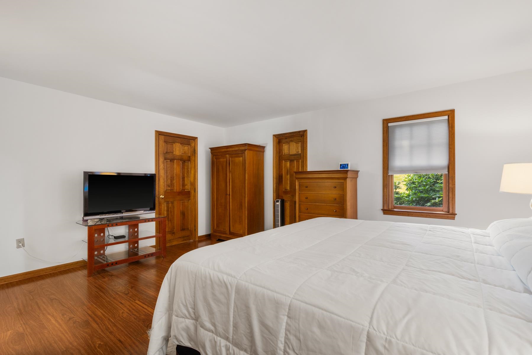 7 Bartlett Rd, Stratham, NH 03885