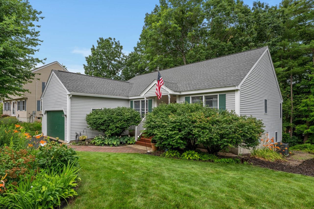 1 Trent Rd, Hooksett, NH 03106