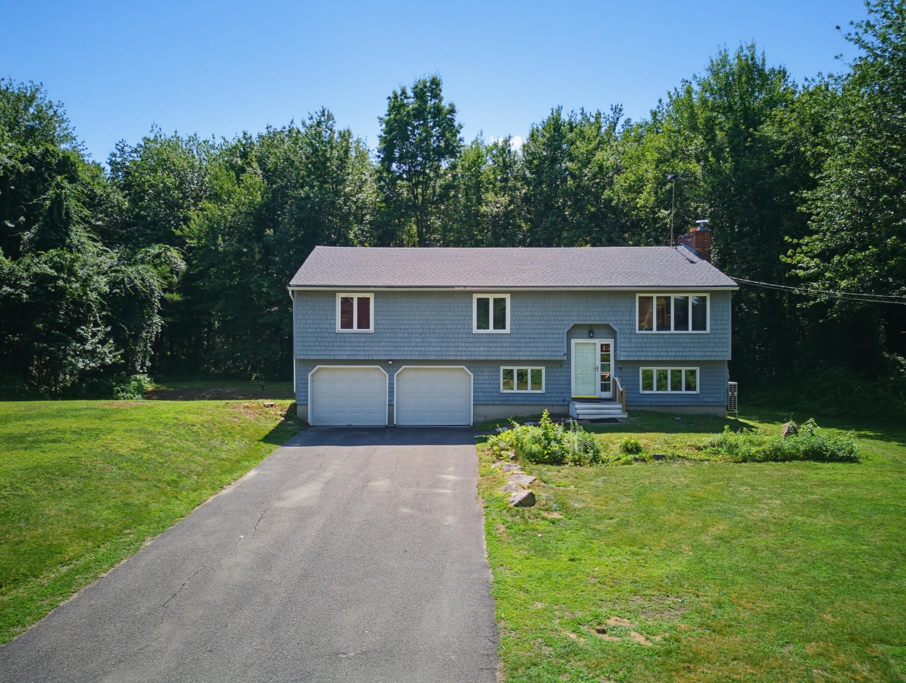 49 Patten Rd, Bedford, NH 03110