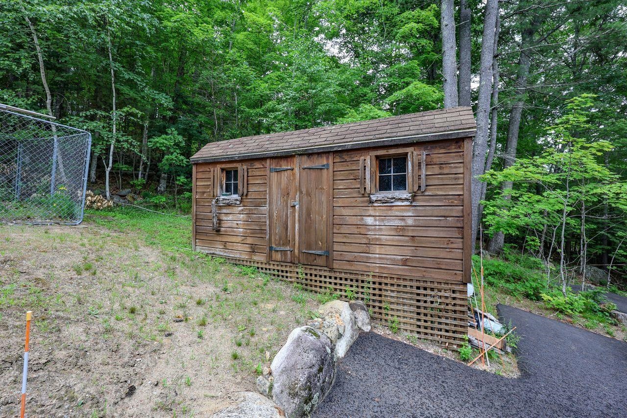 54 Chrisden Dr, Bridgewater, NH 03222