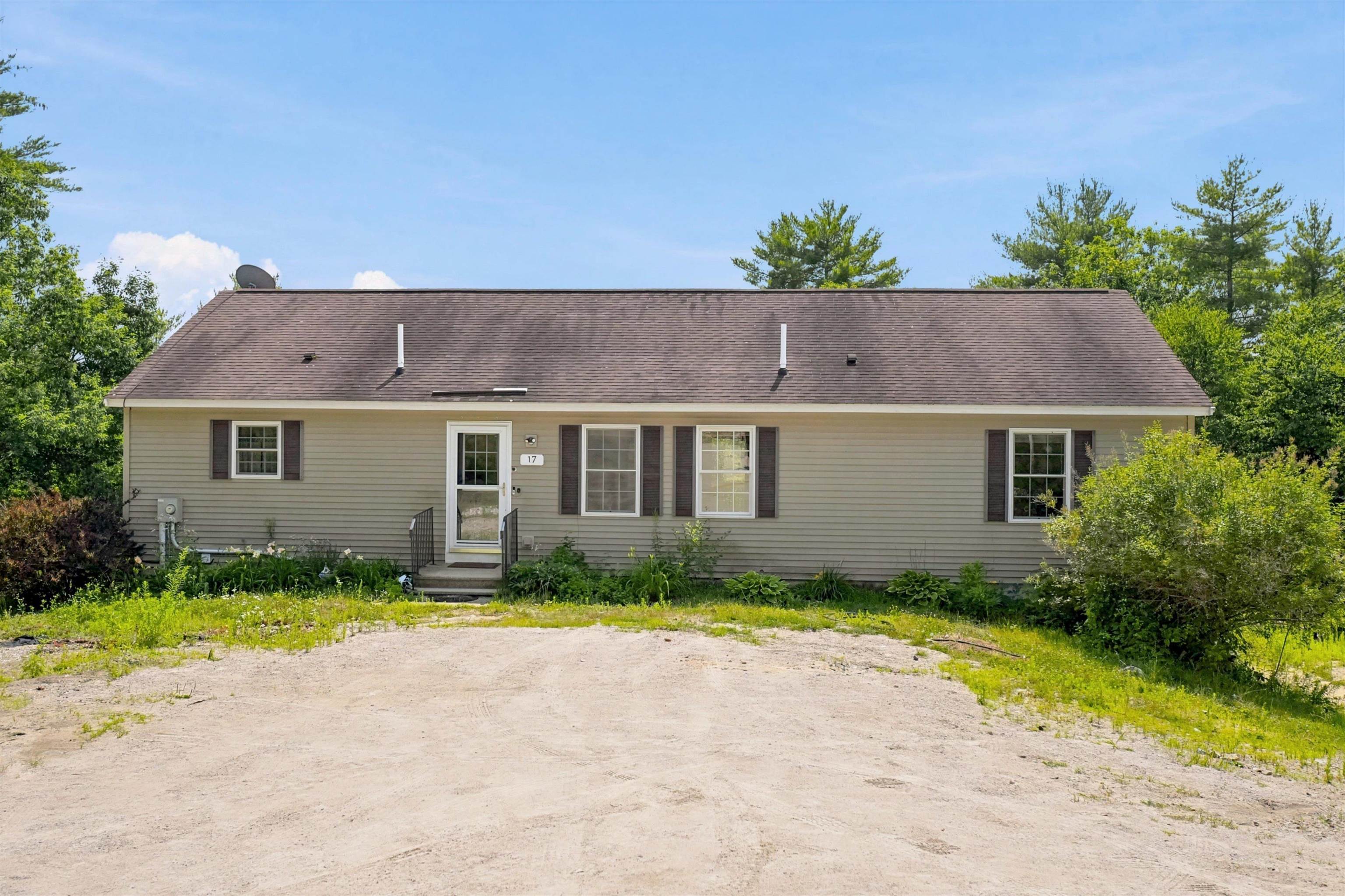 17 Vista Way, Barrington, NH 03825