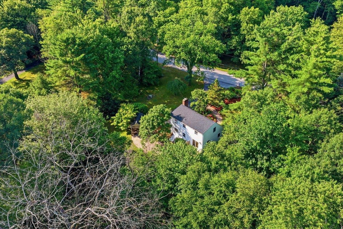 16 Lakeview Way, Auburn, NH 03032