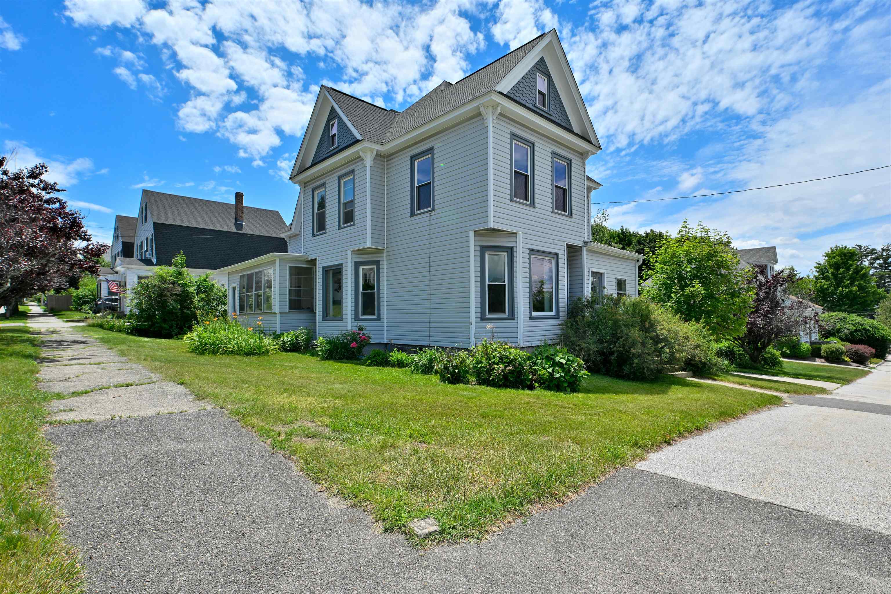 455 Bridge St, Manchester, NH 03104