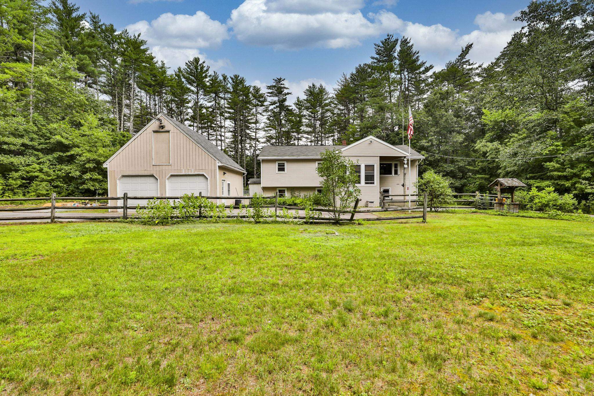 1 Martinson Ln, Allenstown, NH 03275