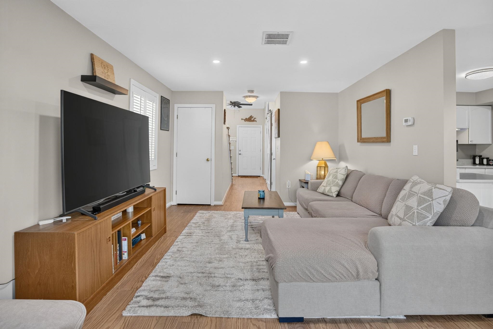256 Stonebridge Dr, Nashua, NH 03063