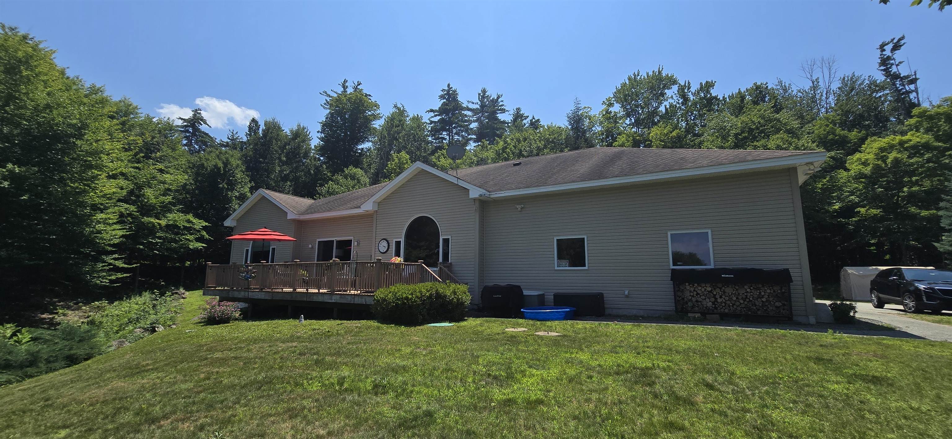 259 Old Lake Shore Rd, Gilford, NH 03249