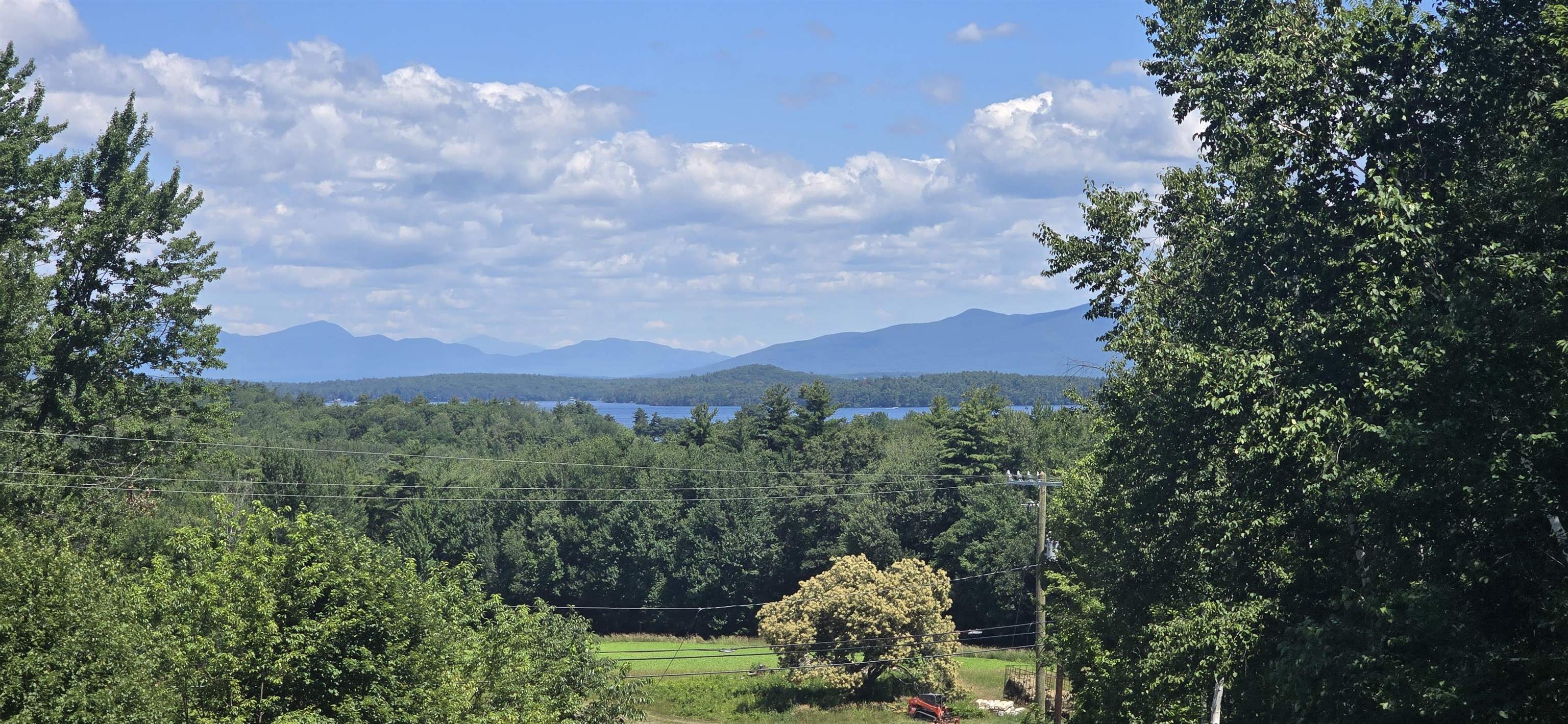 259 Old Lake Shore Rd, Gilford, NH 03249