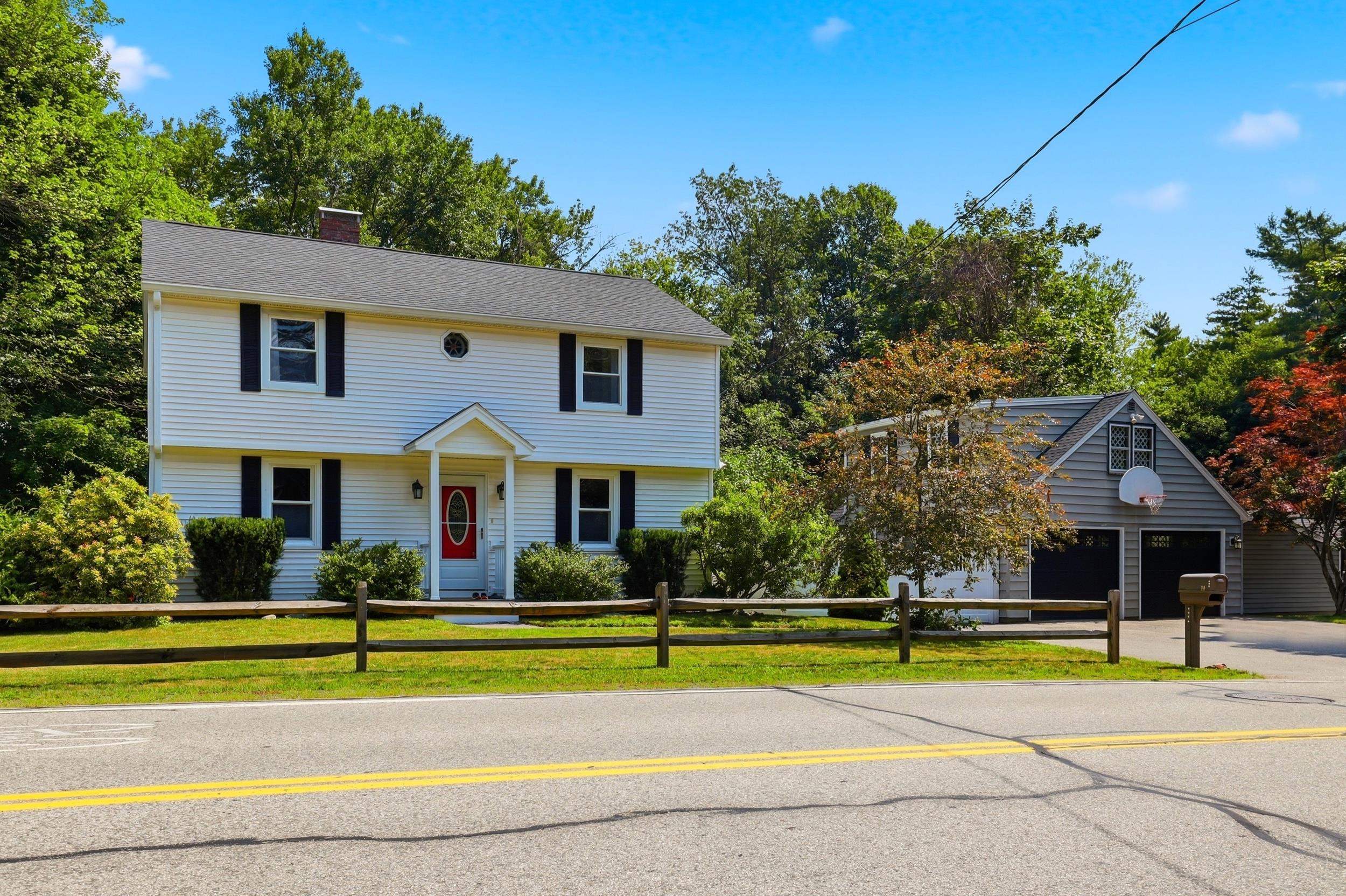14 Hampton Falls Rd, Exeter, NH 03833