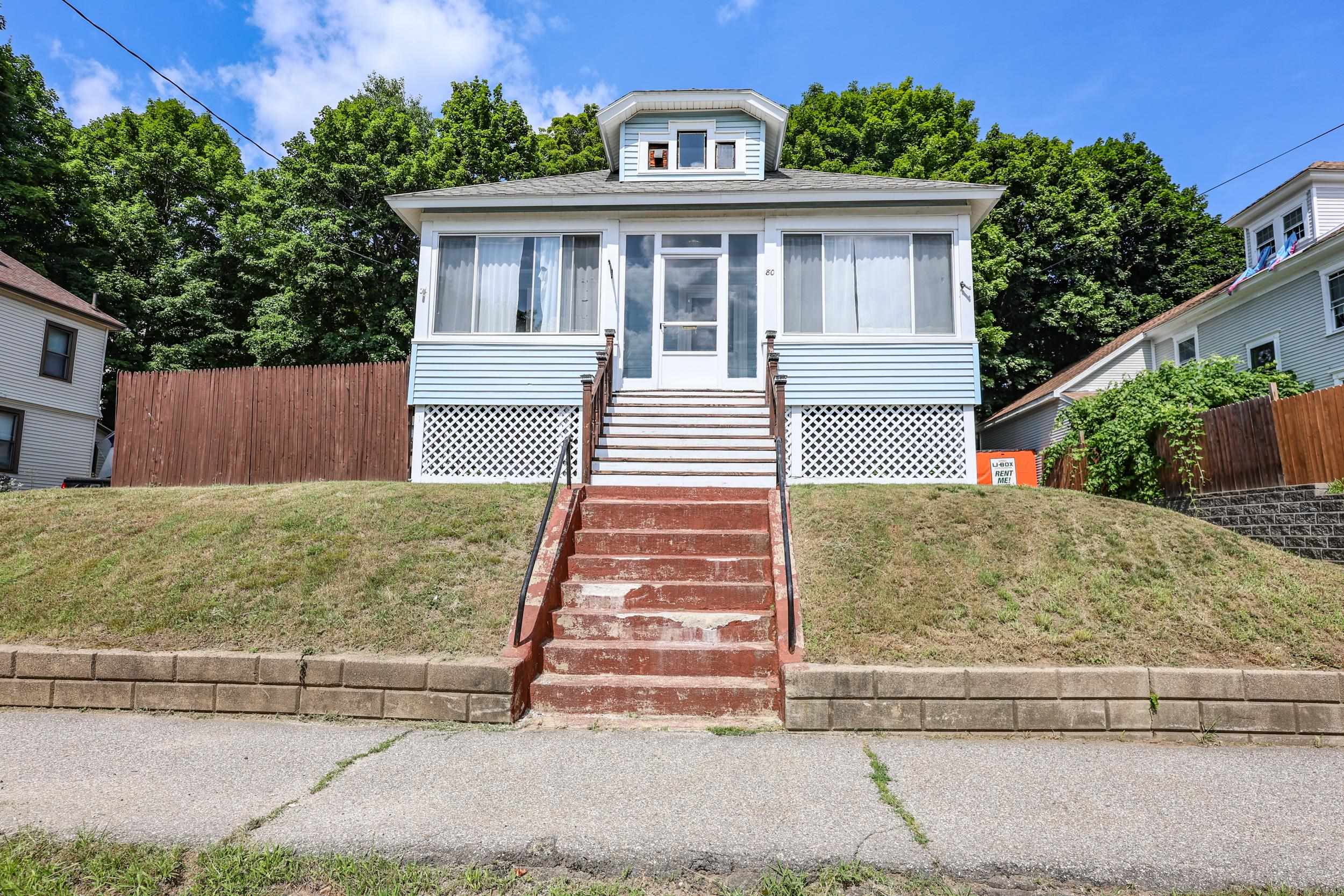 80 Baldwin St, Laconia, NH 03246