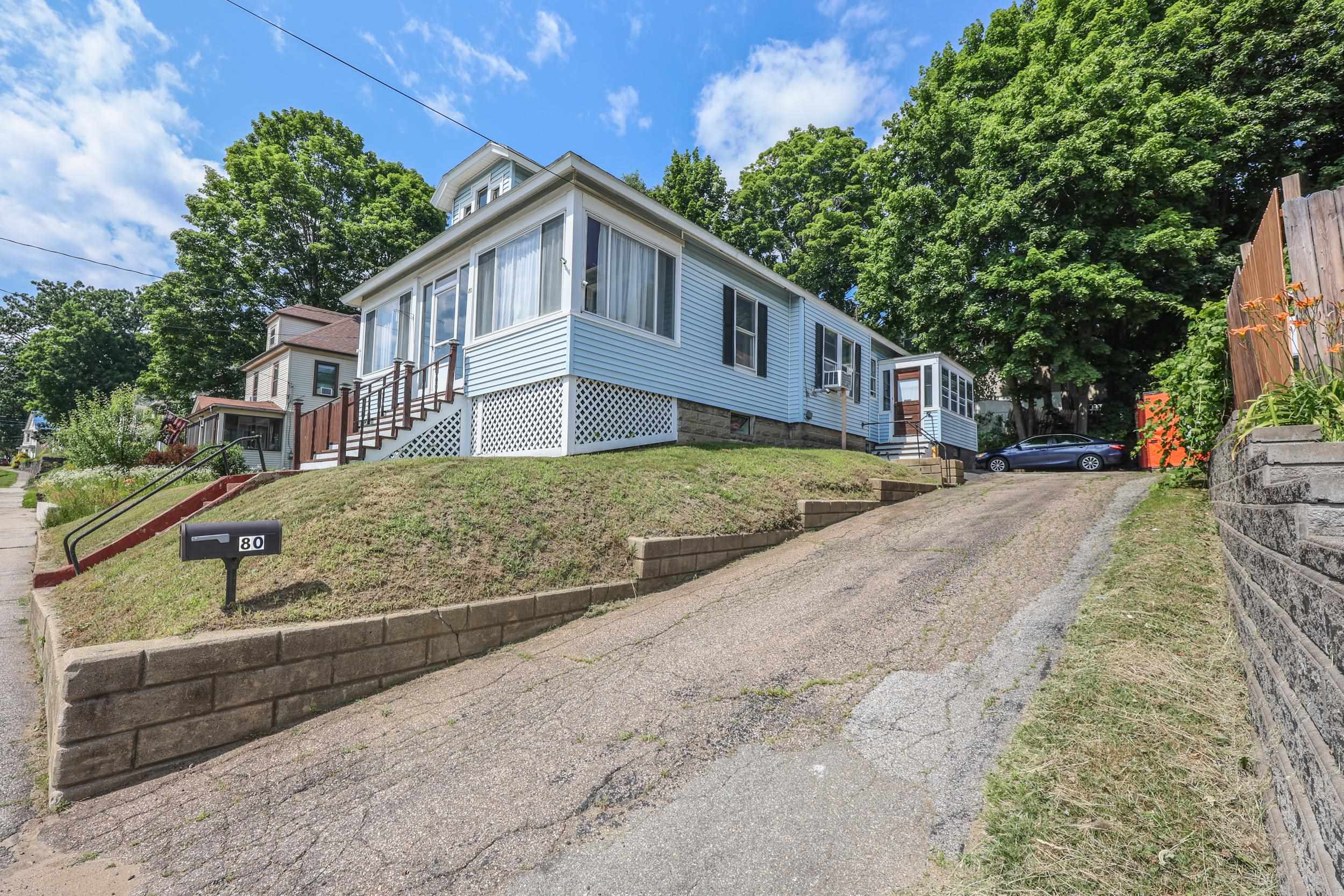 80 Baldwin St, Laconia, NH 03246