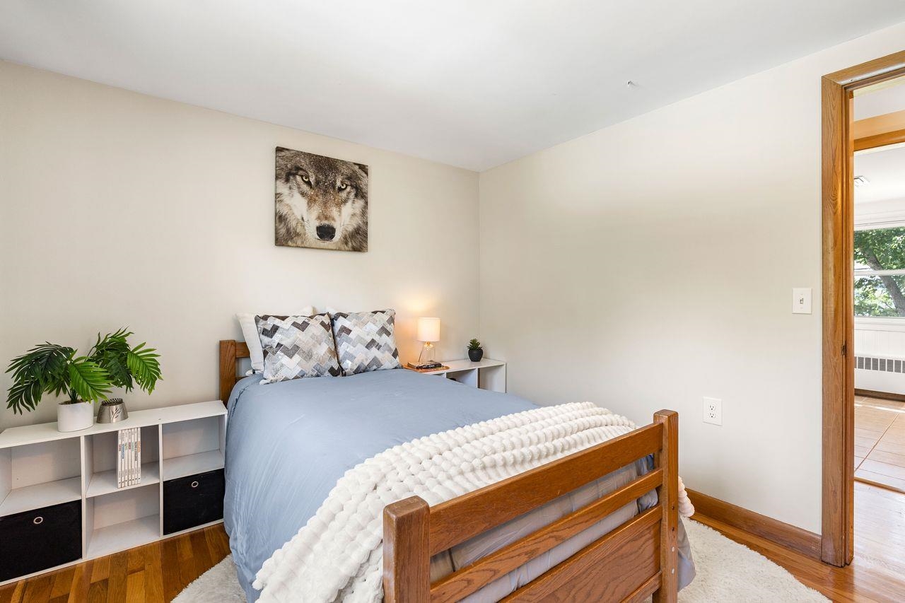 83 Violet St, Manchester, NH 03102