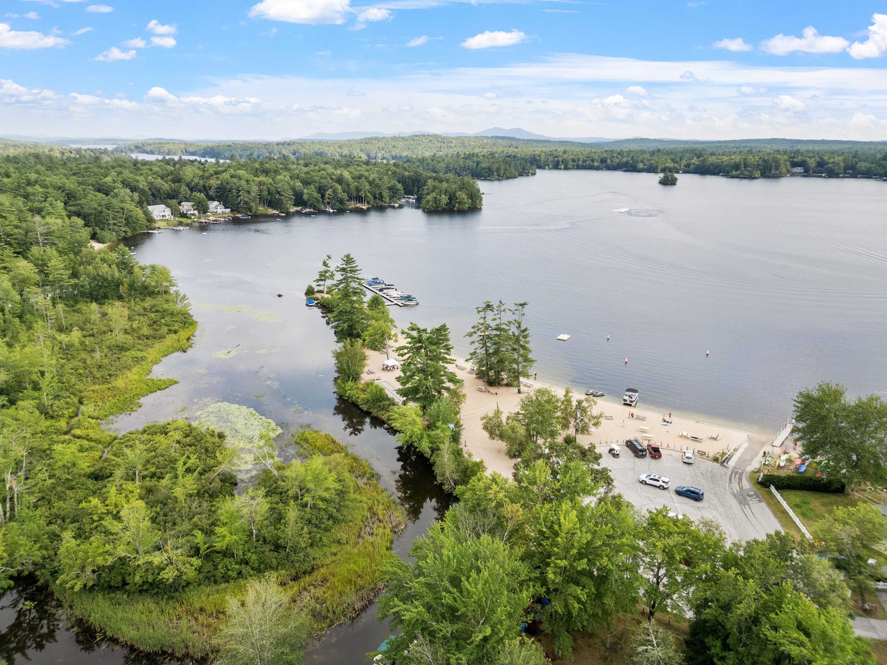 55 Mountain View Dr, Moultonborough, NH 03253
