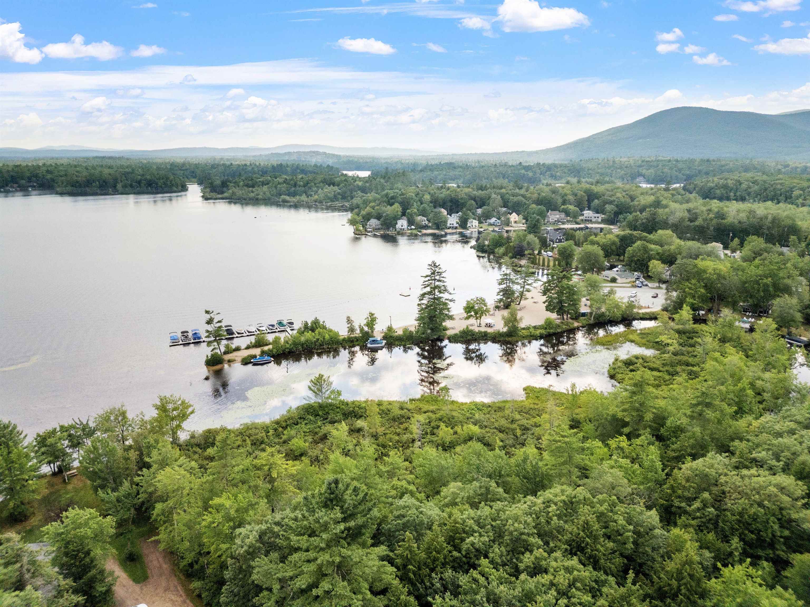 55 Mountain View Dr, Moultonborough, NH 03253