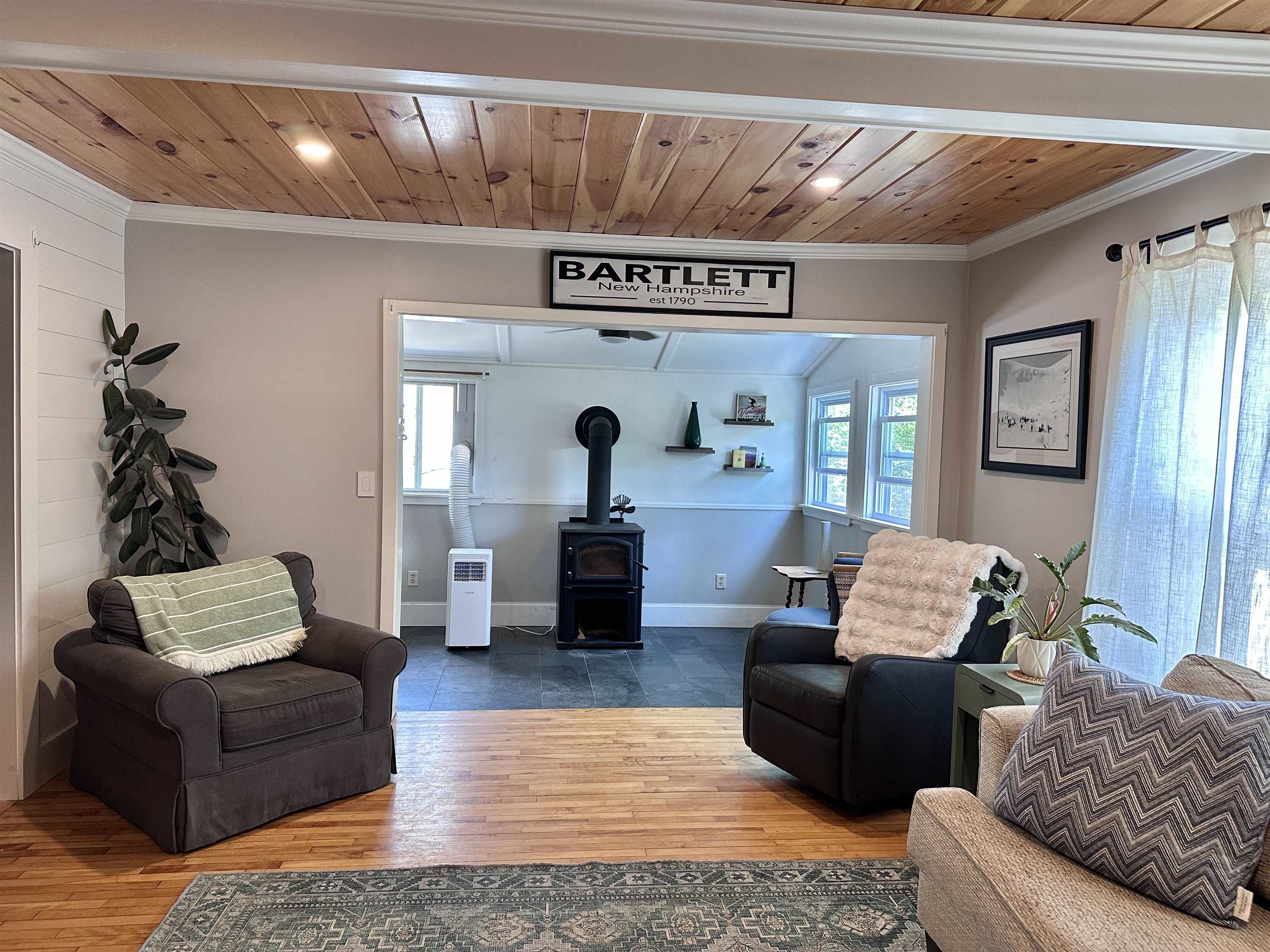 14 Station St, Bartlett, NH 03838