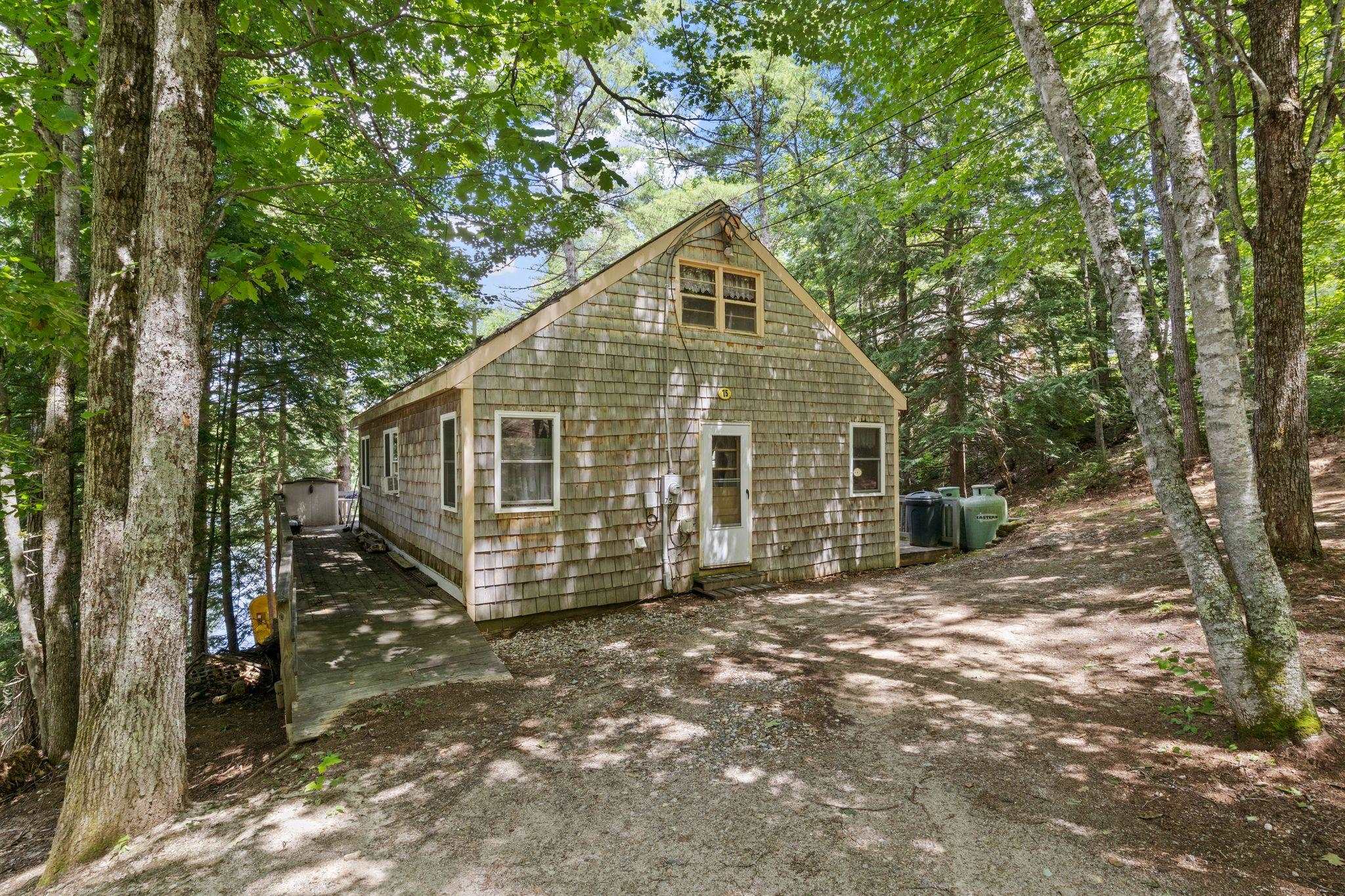 75 Black Cove Rd, Wakefield, NH 03872