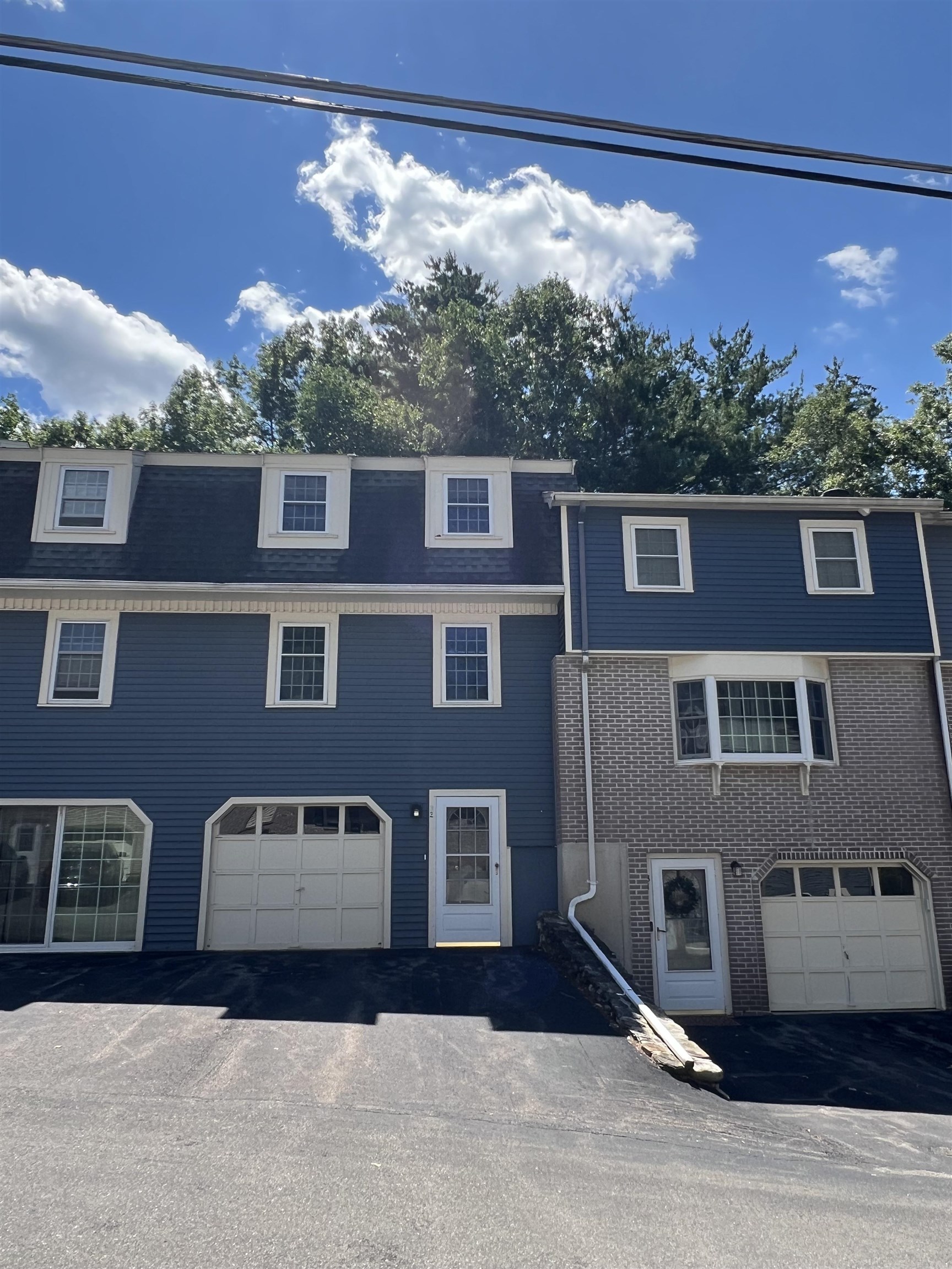 32 Cannongate Iii Rd, Nashua, NH 03063