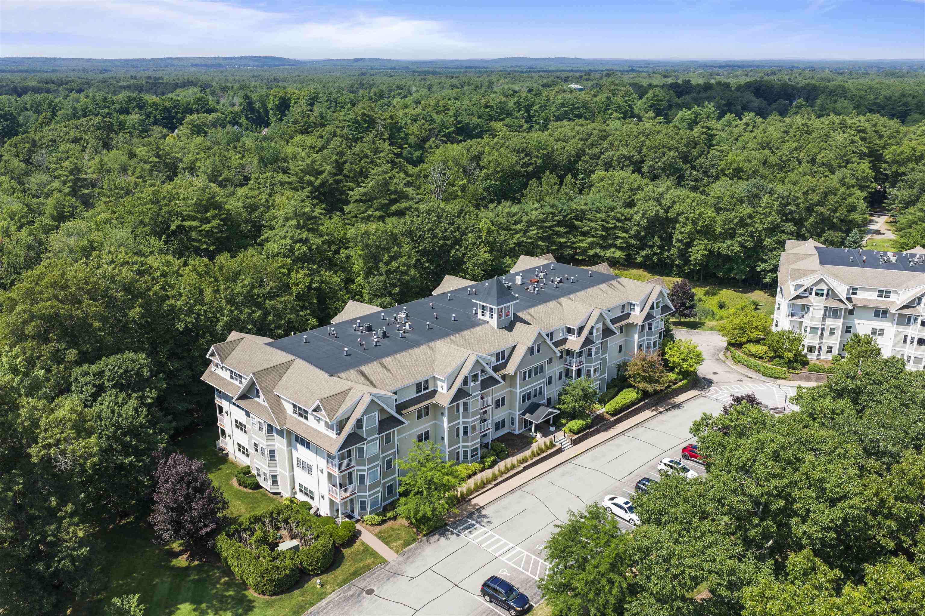 2 Sterling Hill Ln #243, Exeter, NH 03833