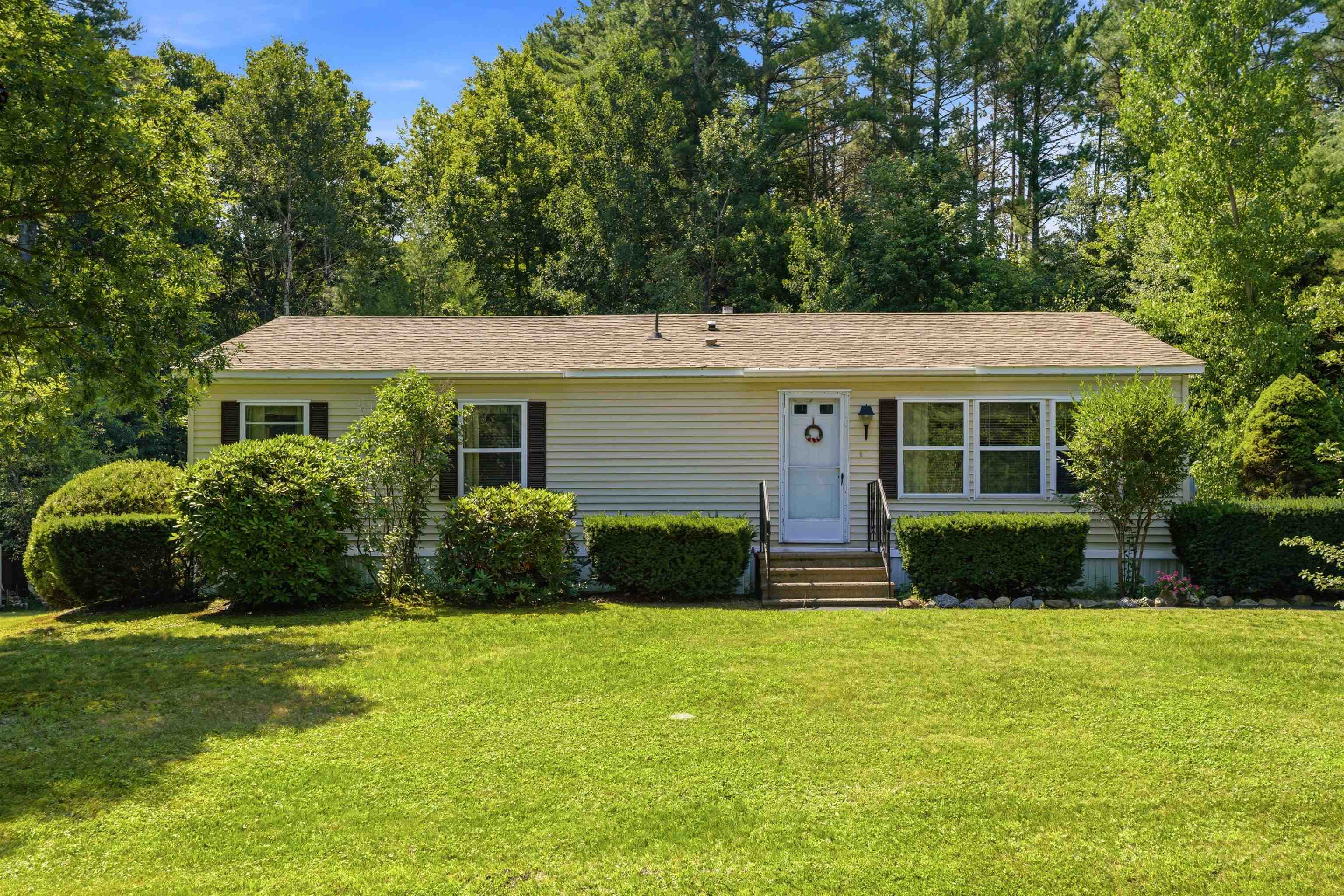 26 Deer Pa, Hopkinton, NH 03229