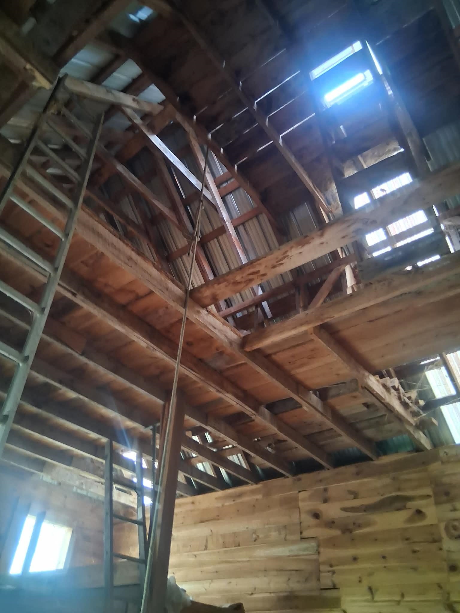 12 N Fletcher Rd, Groton, NH 03241