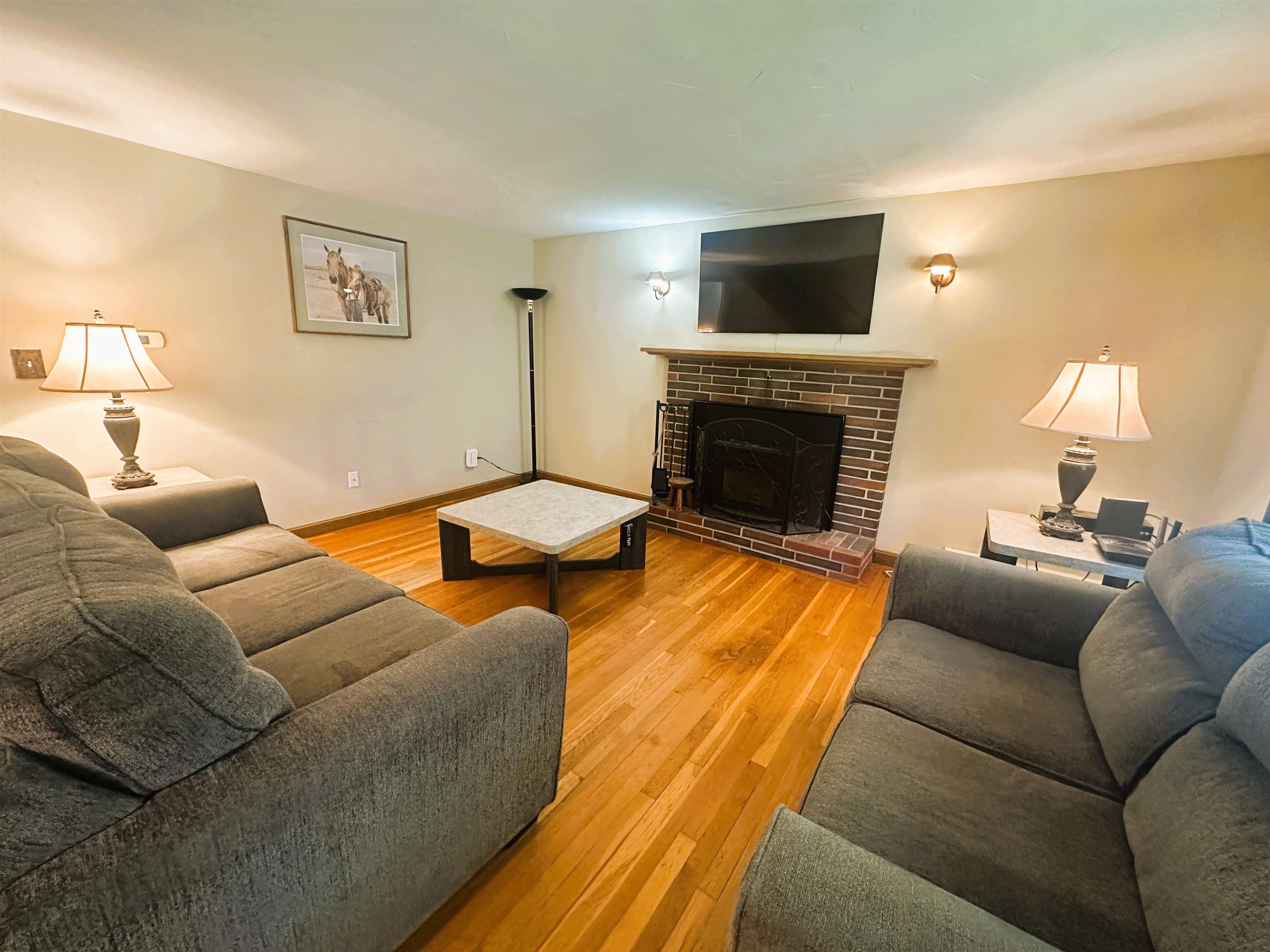 7 Will Dr, New Ipswich, NH 03071