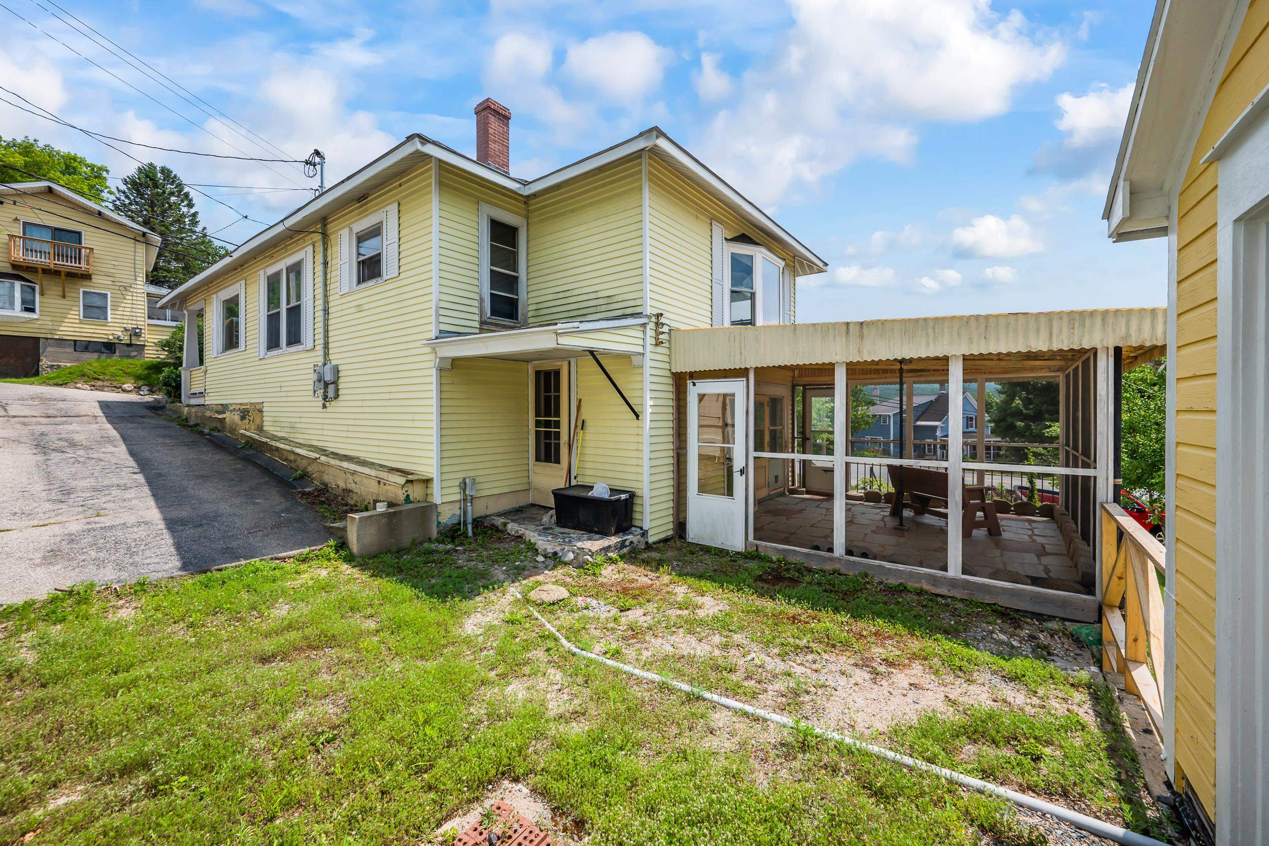 419 Hillside Ave, Berlin, NH 03570