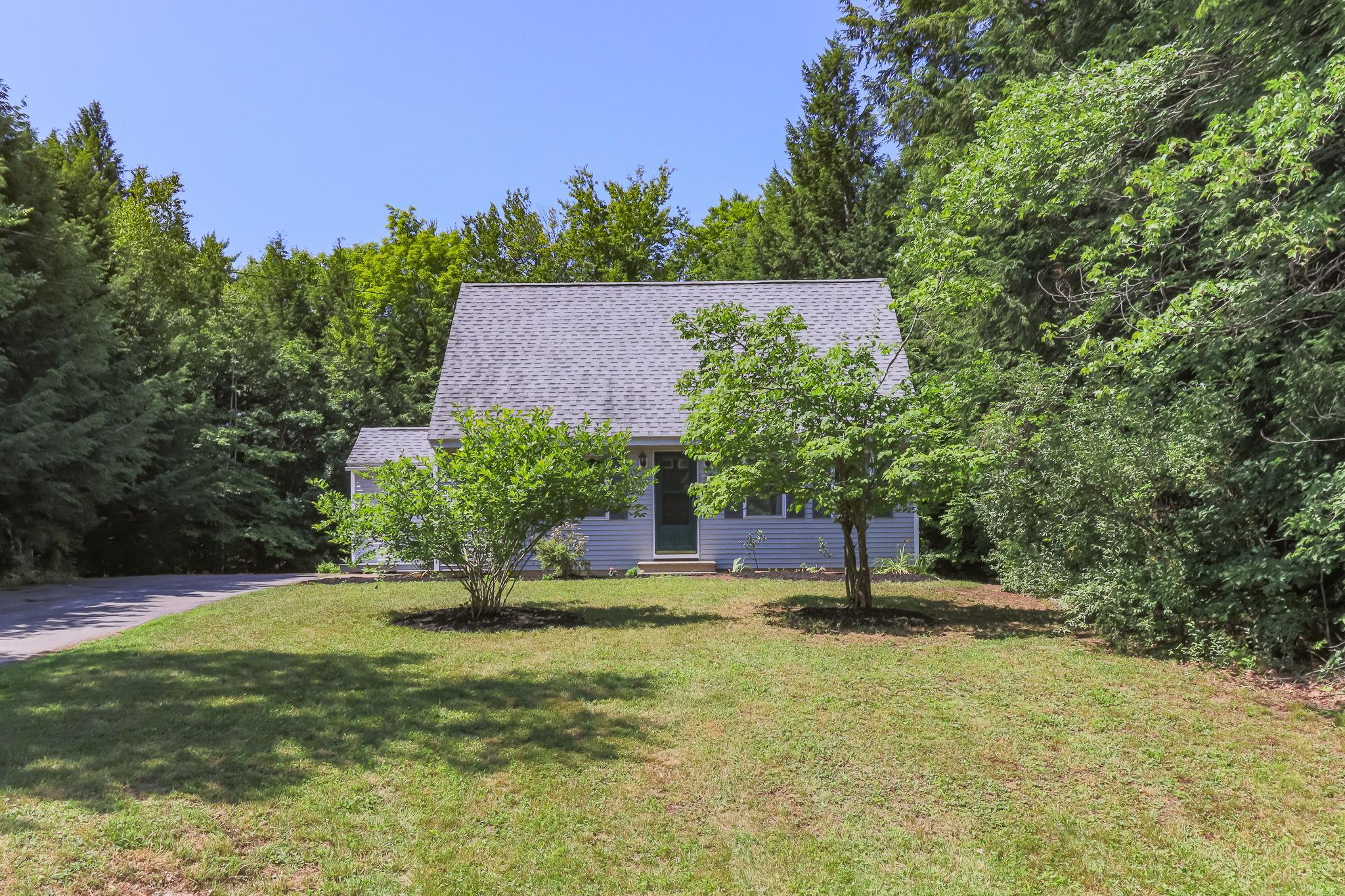 177 Jefferson Dr, Hillsborough, NH 03244