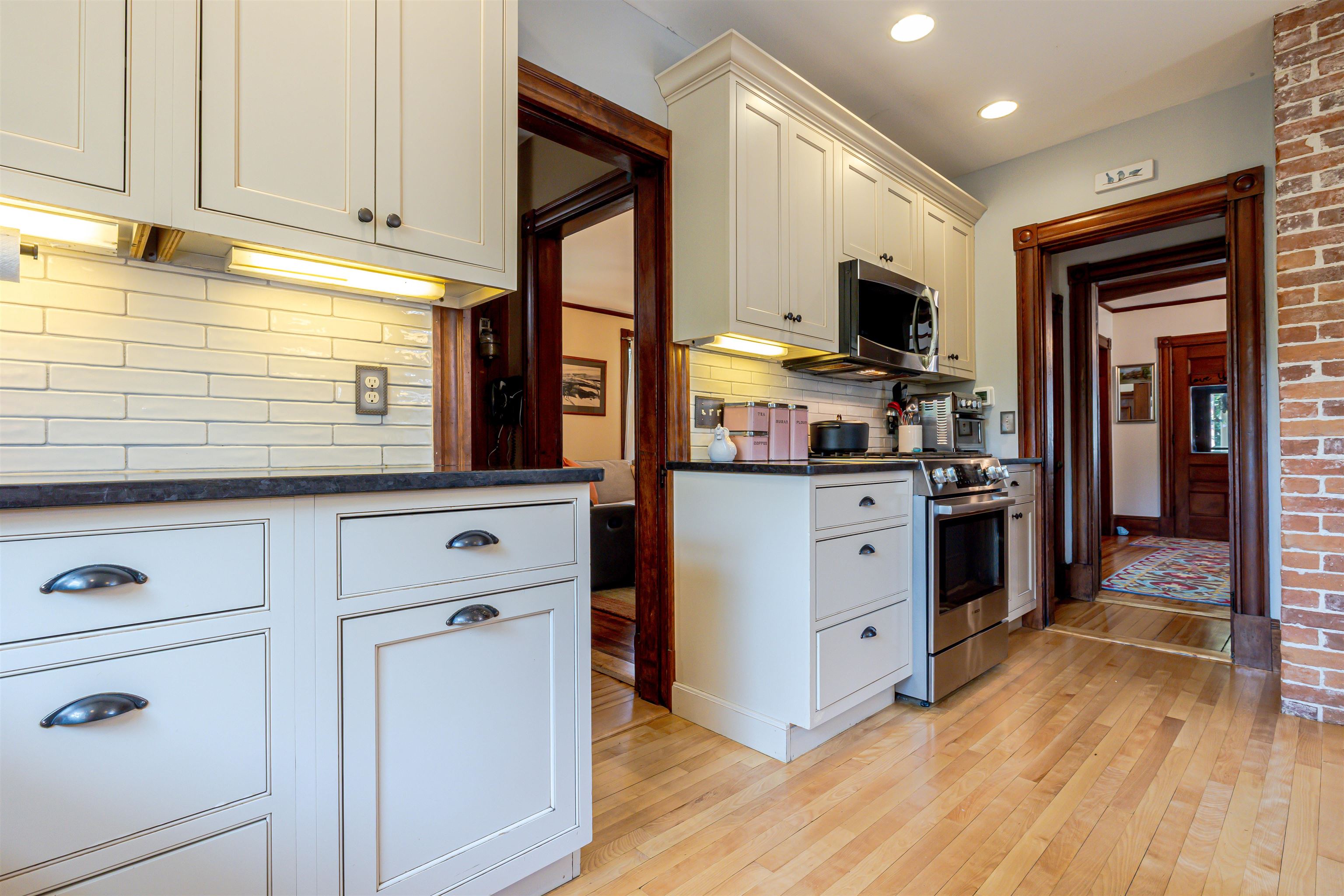 5 Orchard St, Concord, NH 03301