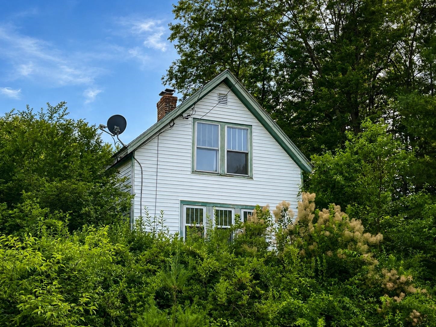 1 Tash Rd, New Durham, NH 03855