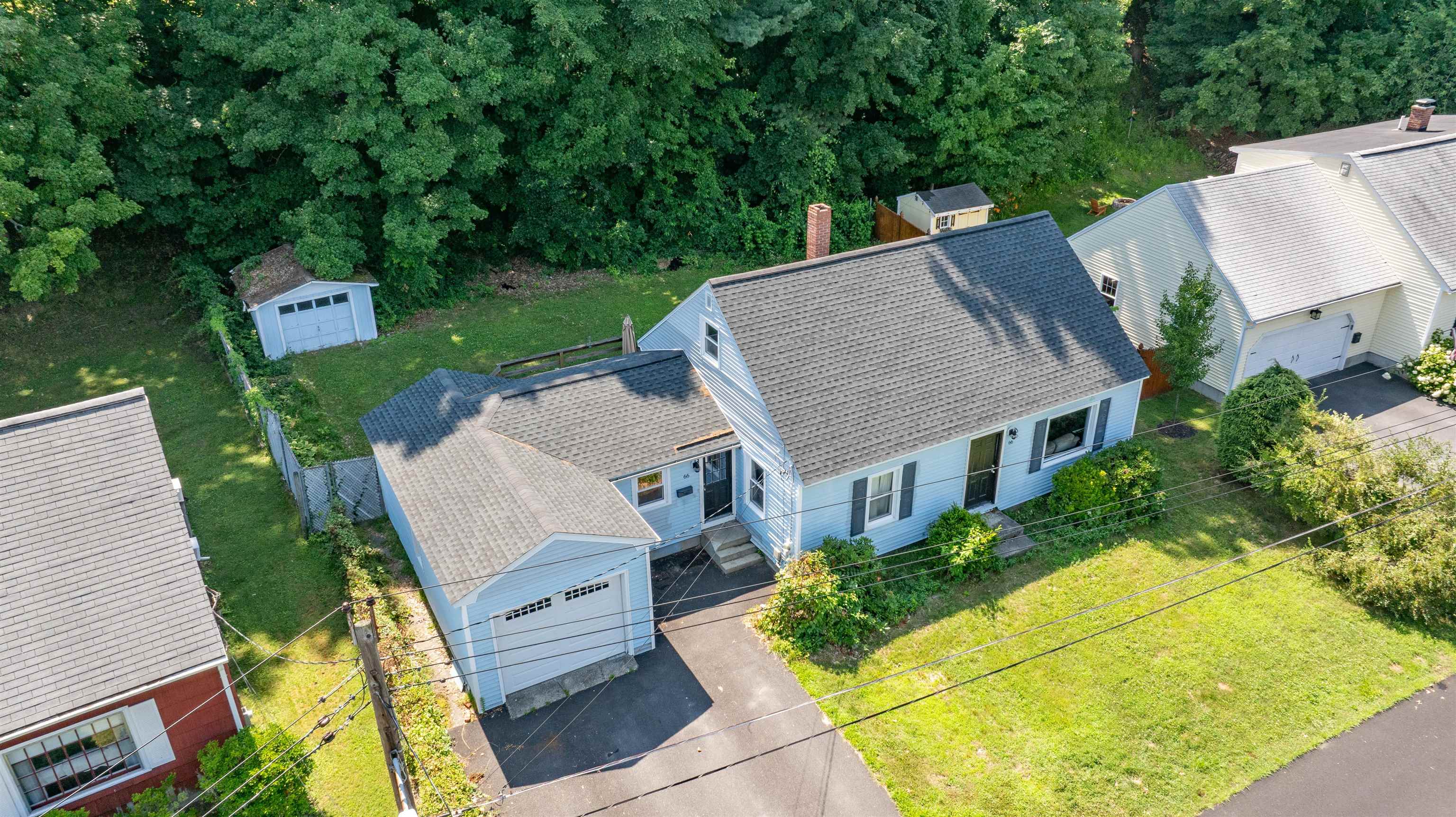 66 Avon Dr, Nashua, NH 03064
