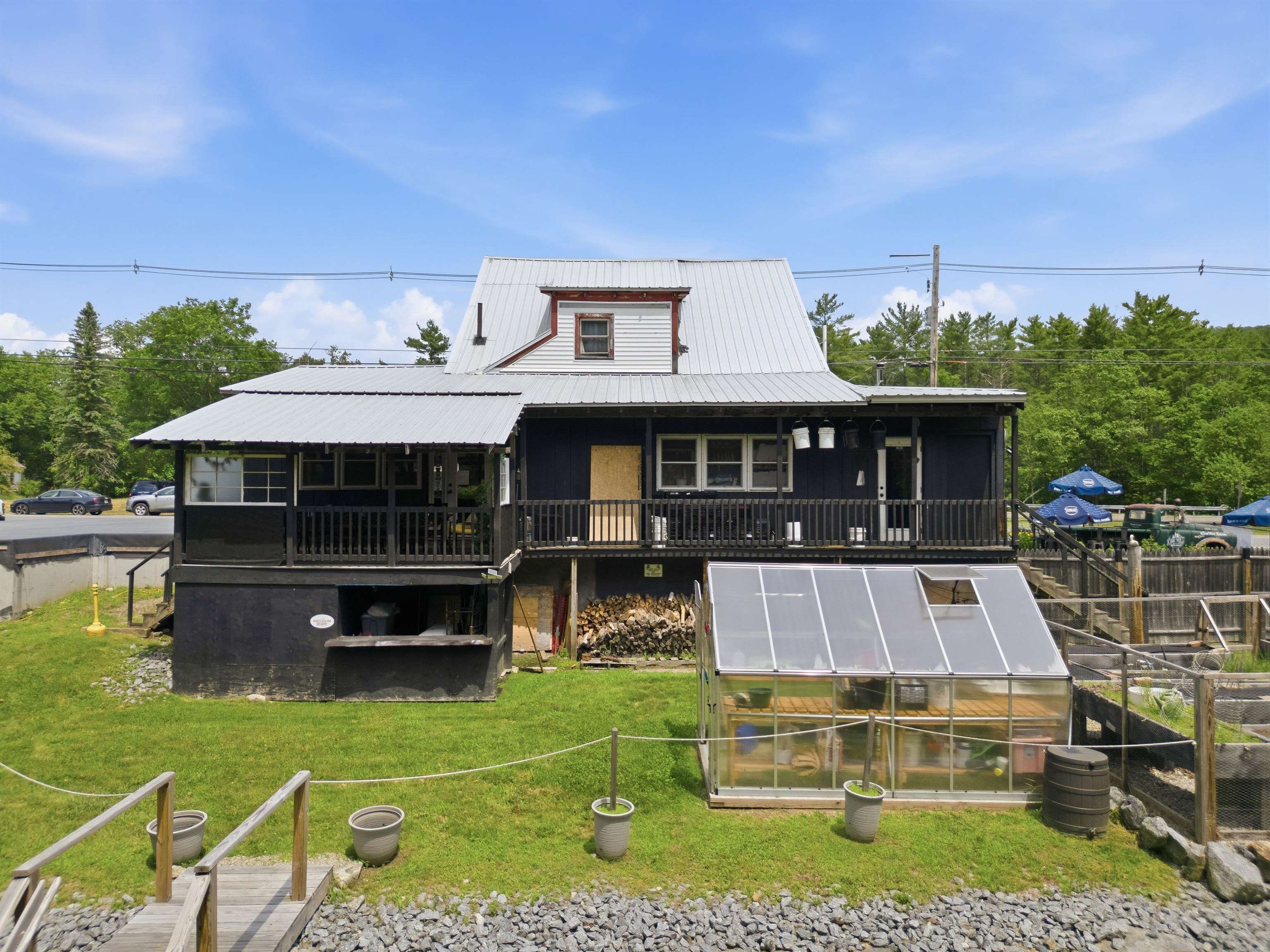 17 Lake Tarleton Rd, Warren, NH 03279
