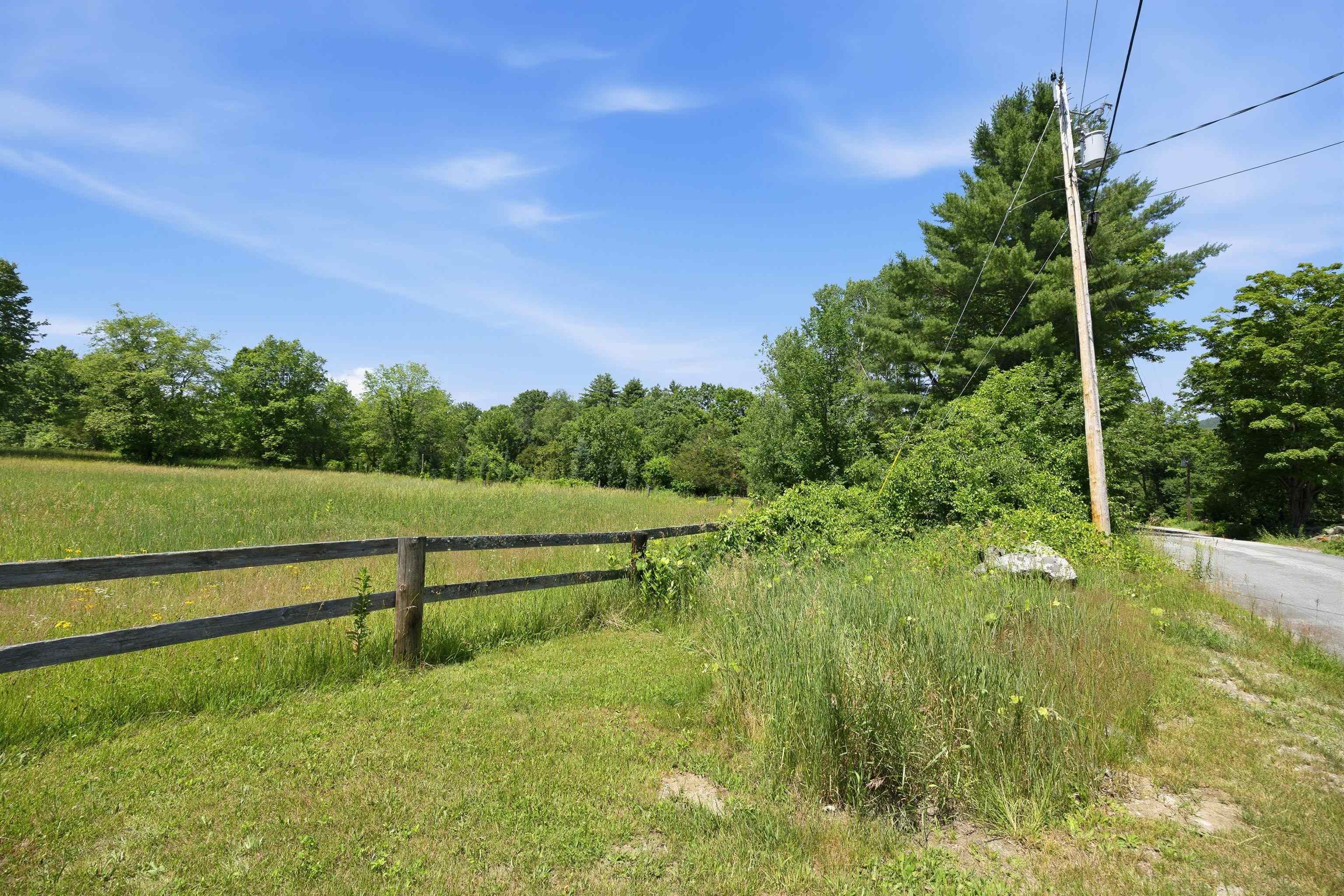 Breezy Hill Rd, Bradford, NH 03221