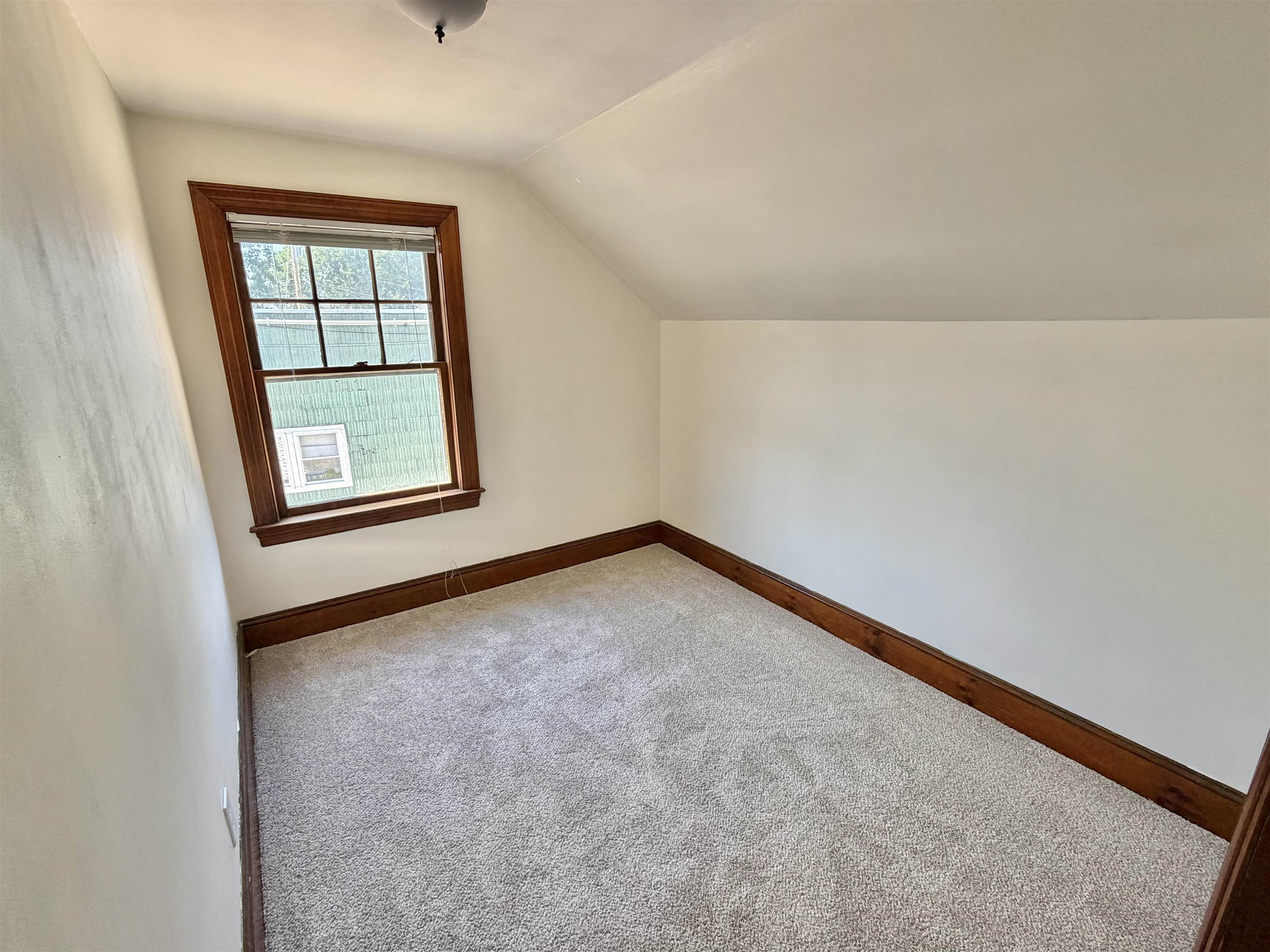 1 Church St, Rochester, NH 03839